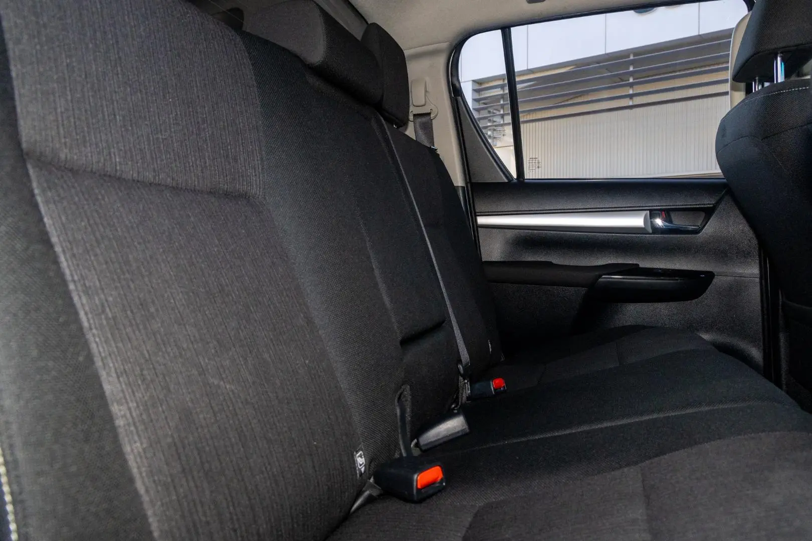 2017 Toyota Hilux Gallery Image 9