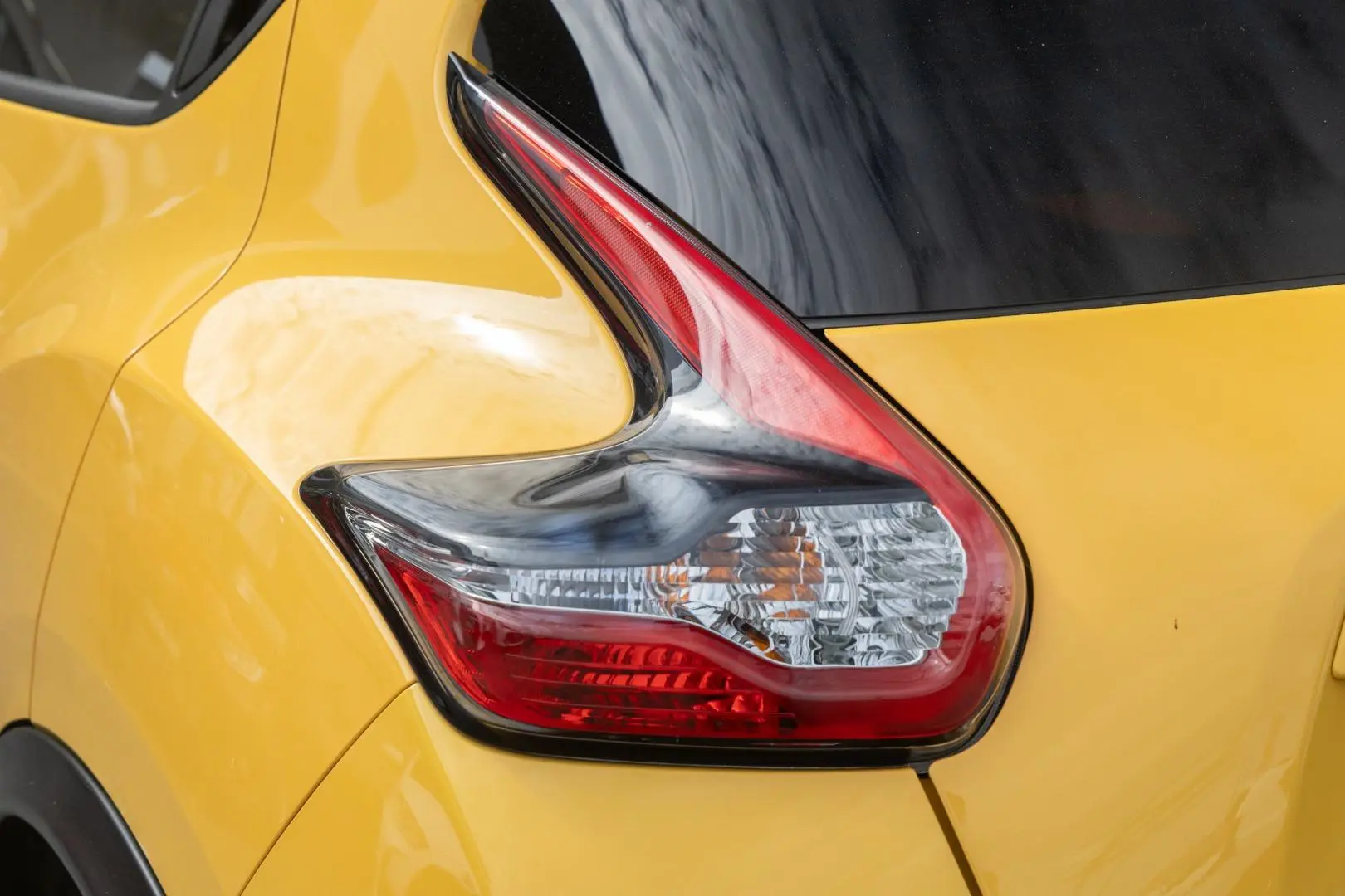 2018 Nissan JUKE Gallery Image 19