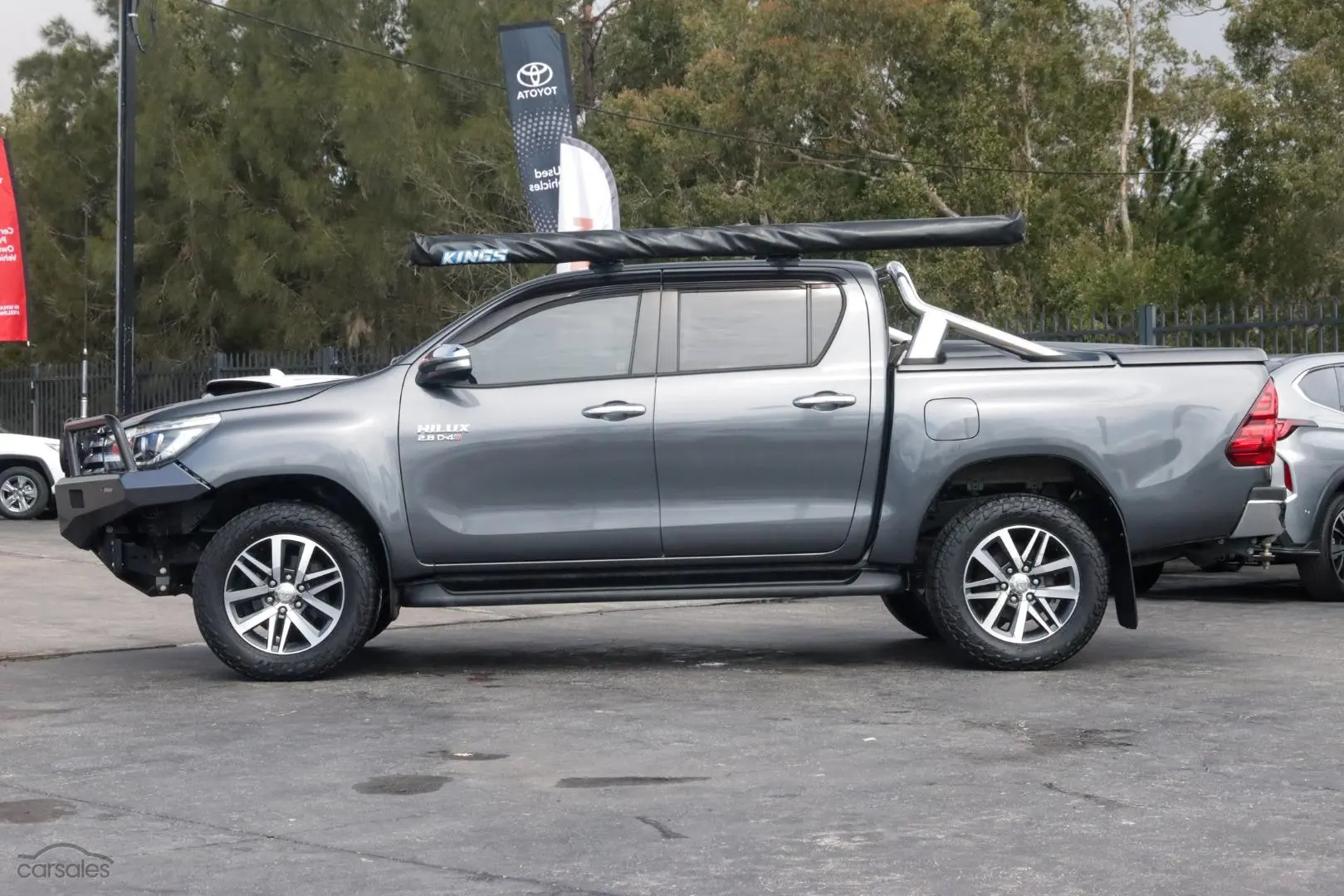 2016 Toyota Hilux Image 3