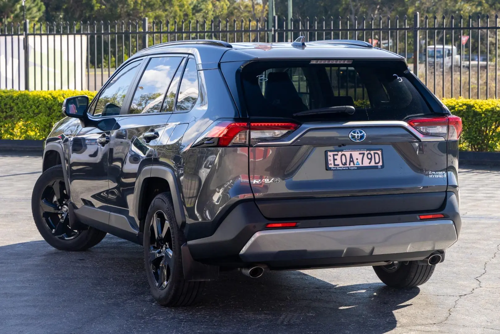2021 Toyota RAV4 Gallery Image 2