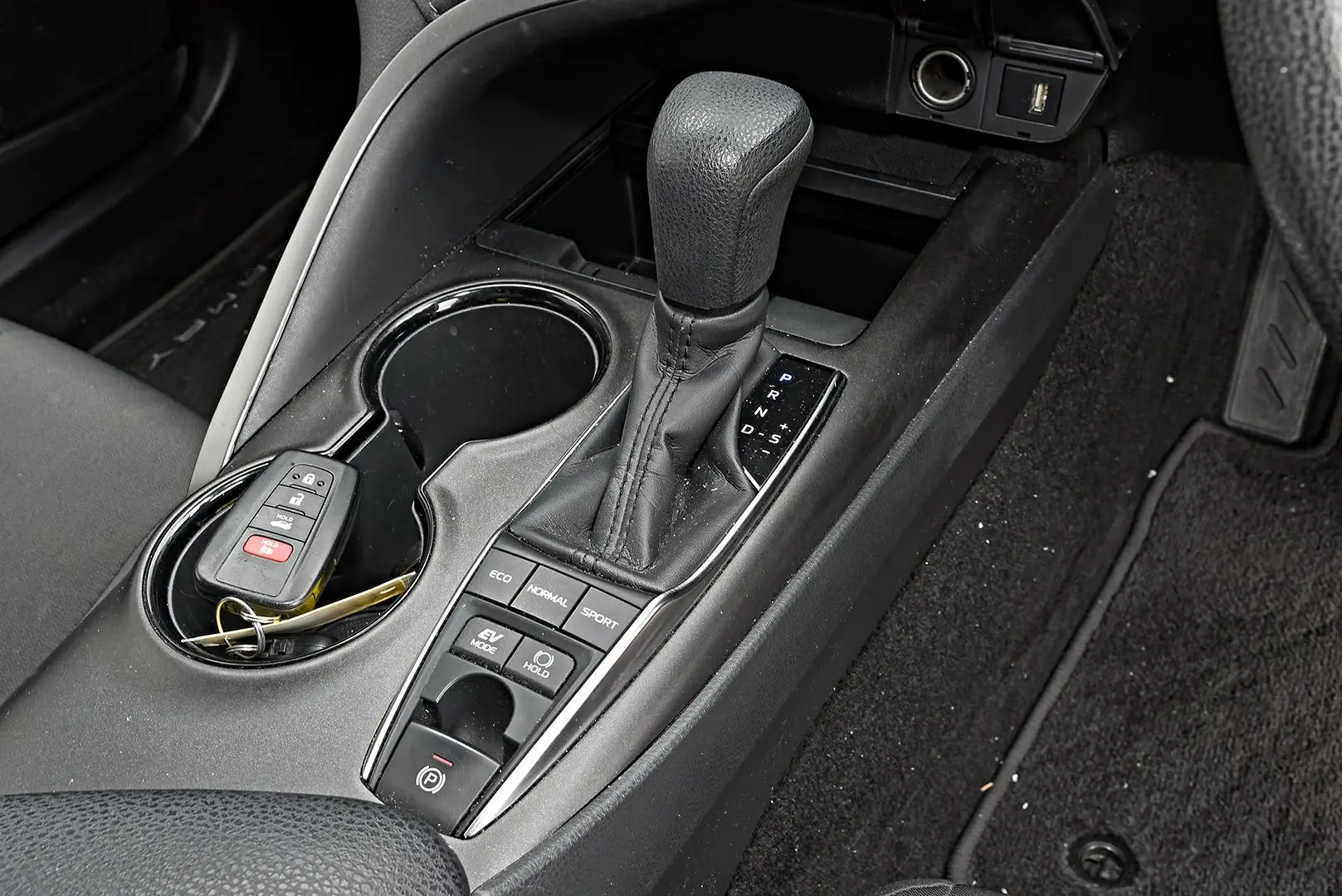 2021 Toyota Camry Gallery Image 14