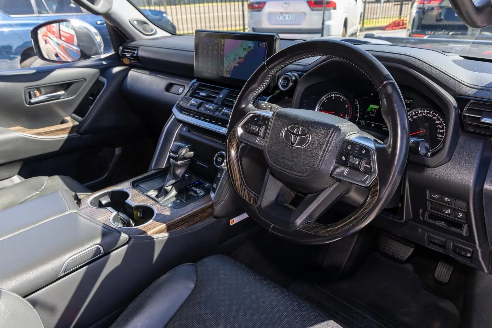 2022 Toyota Landcruiser Gallery Image 7