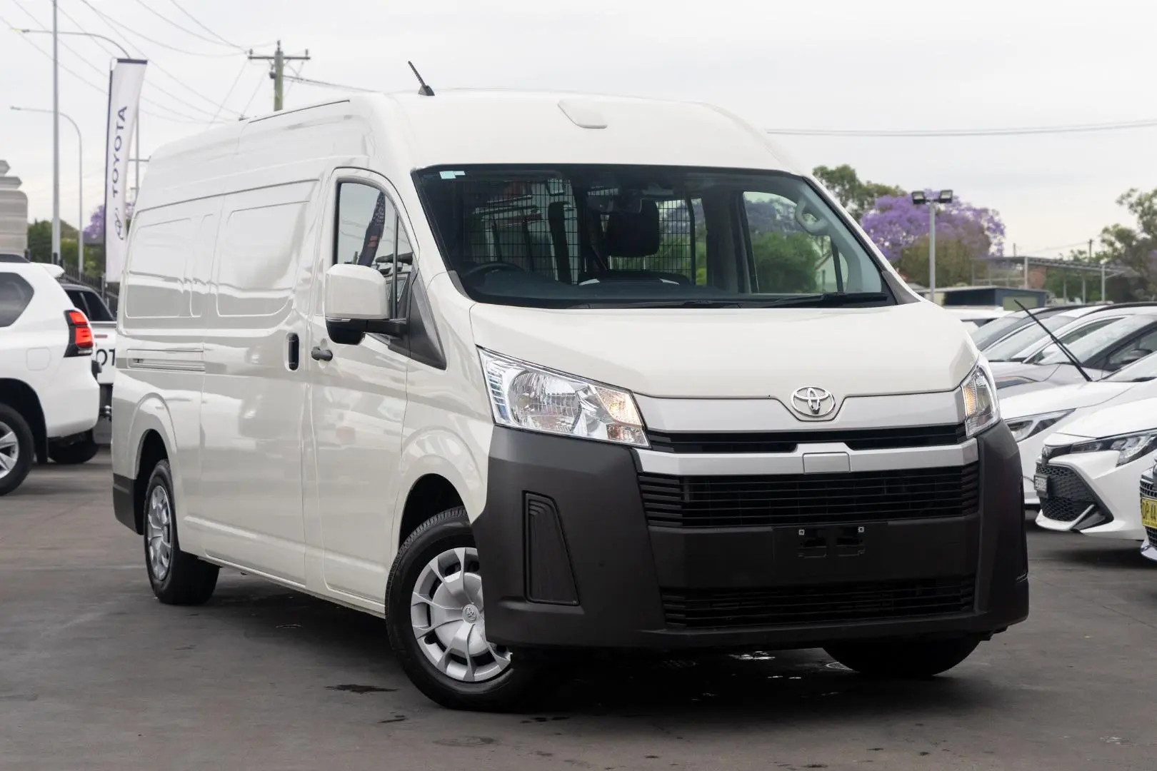 2023 Toyota Hiace Gallery Image 1
