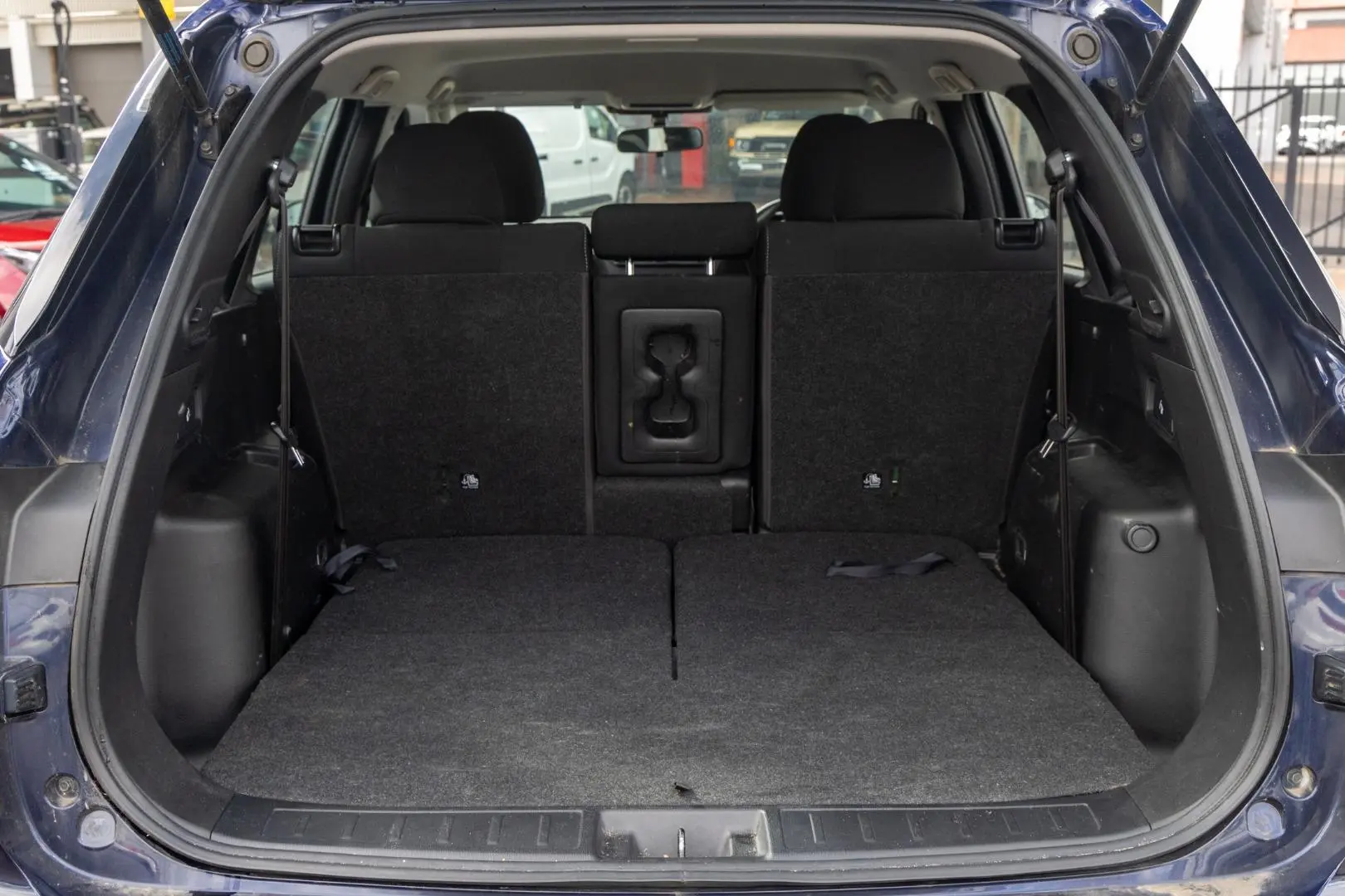 2023 Mitsubishi Outlander Gallery Image 19