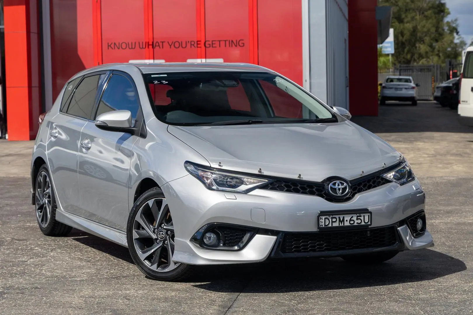 2017 Toyota Corolla Gallery Image 1