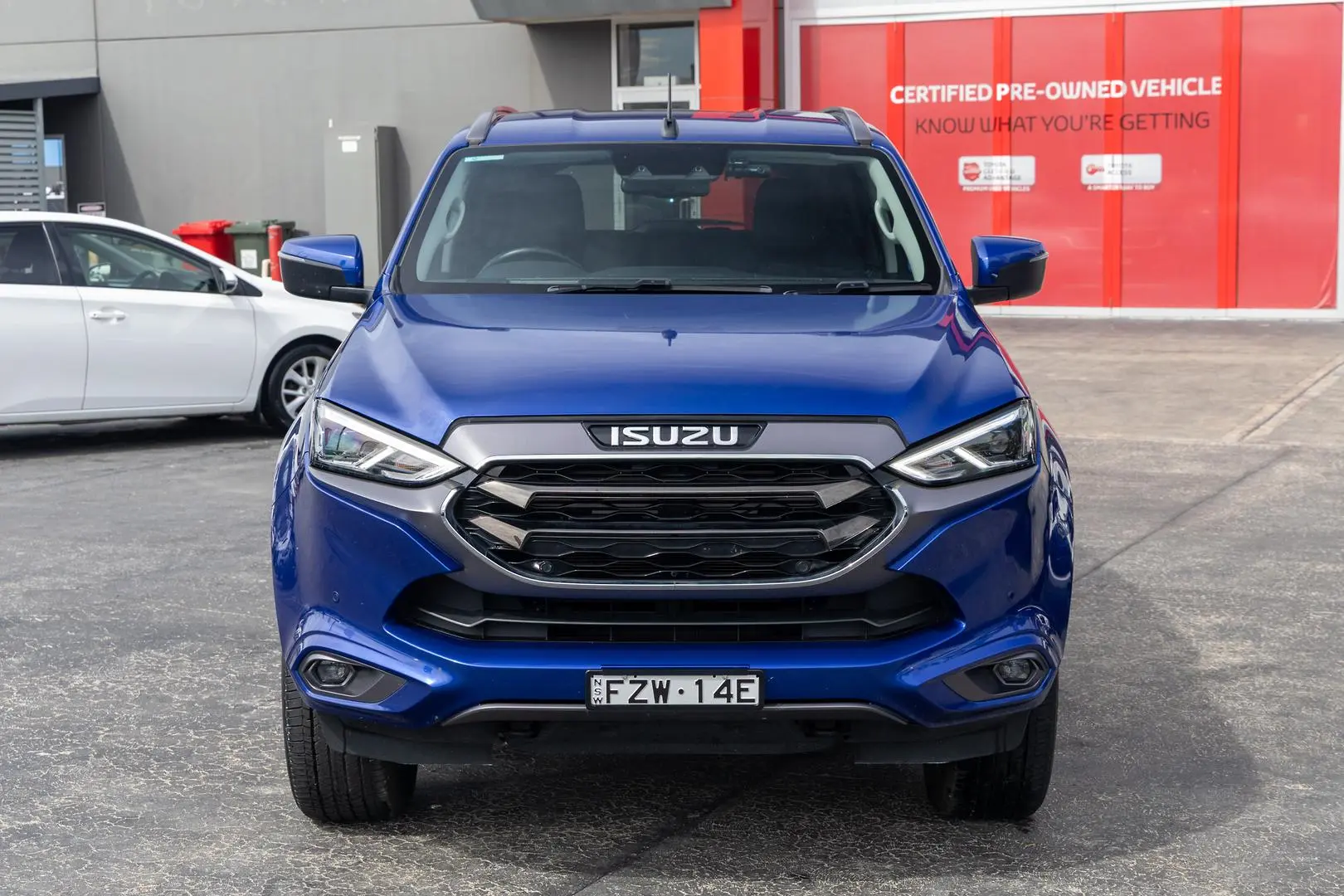 2023 Isuzu MU-X Gallery Image 4