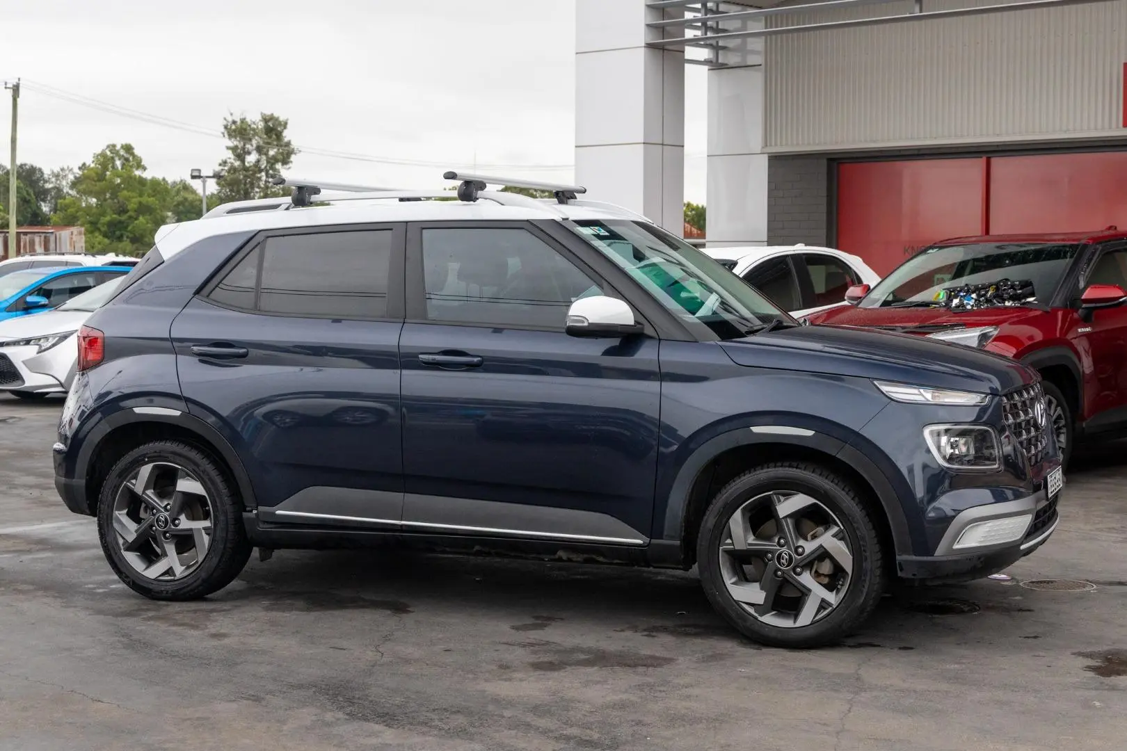 2021 Hyundai Venue Gallery Image 3