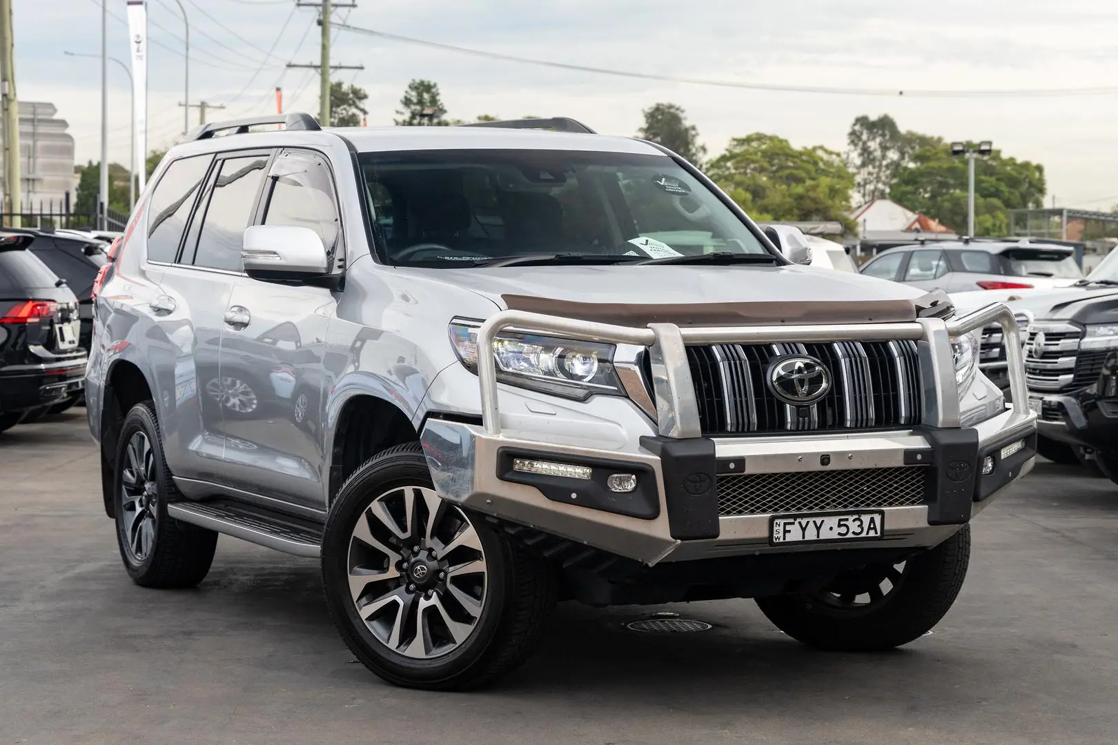 2023 Toyota Landcruiser Prado Gallery Image 1