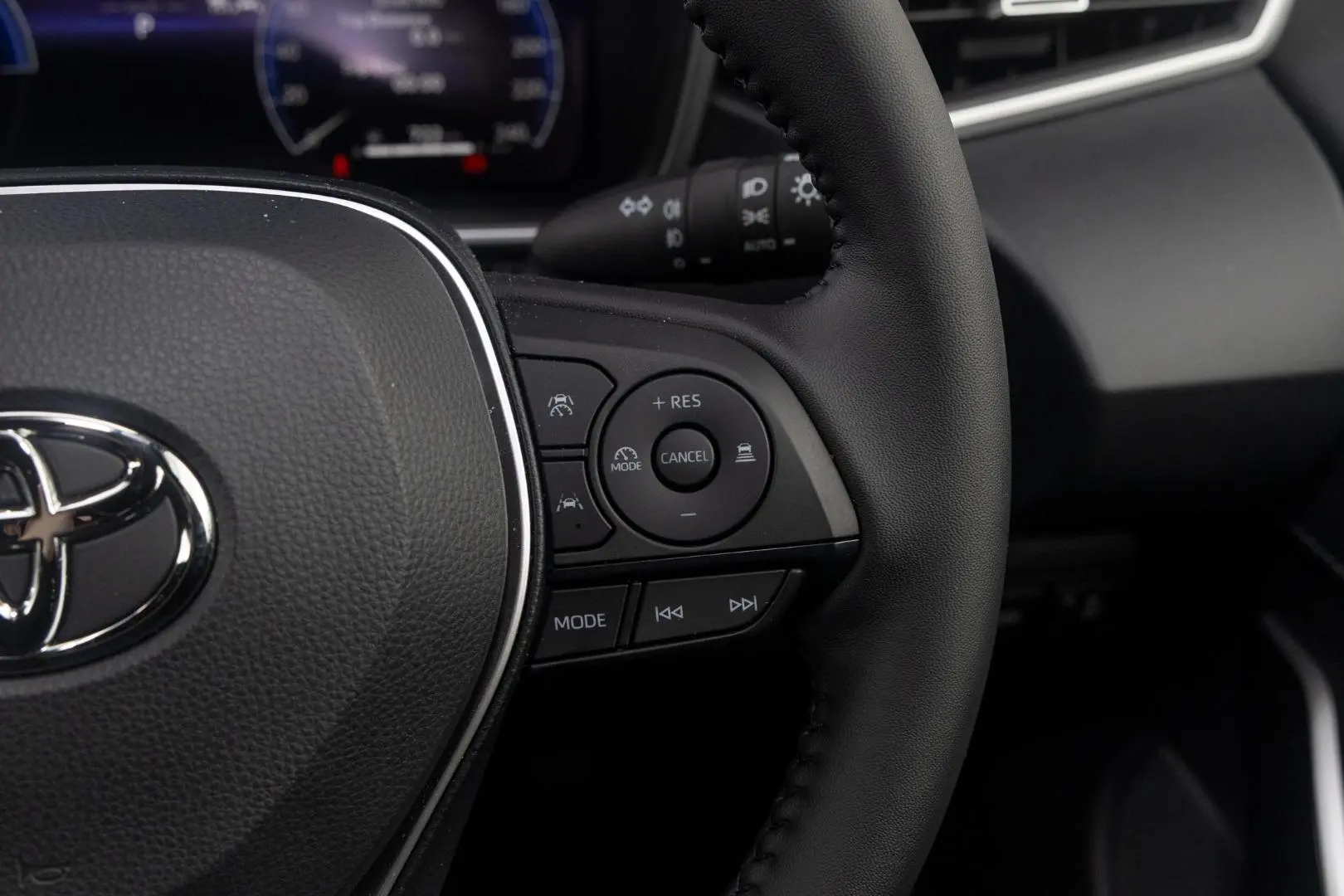 2025 Toyota Corolla Gallery Image 12