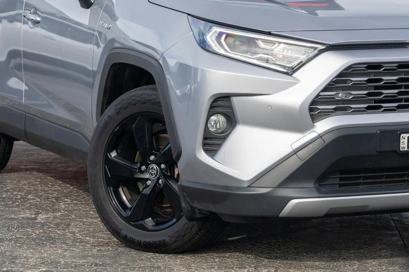 2020 Toyota RAV4 Gallery Image 6