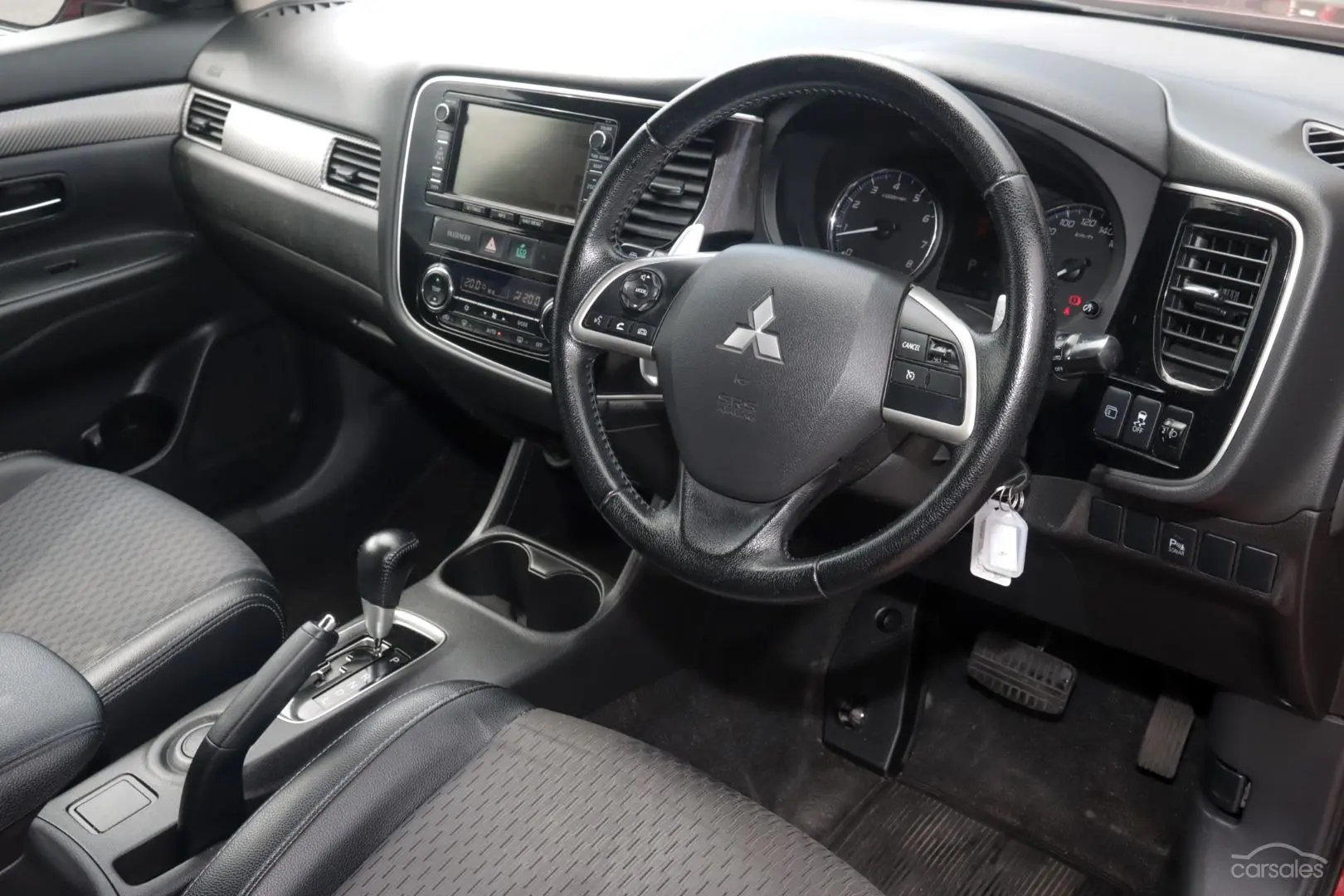 2014 Mitsubishi Outlander Image 7