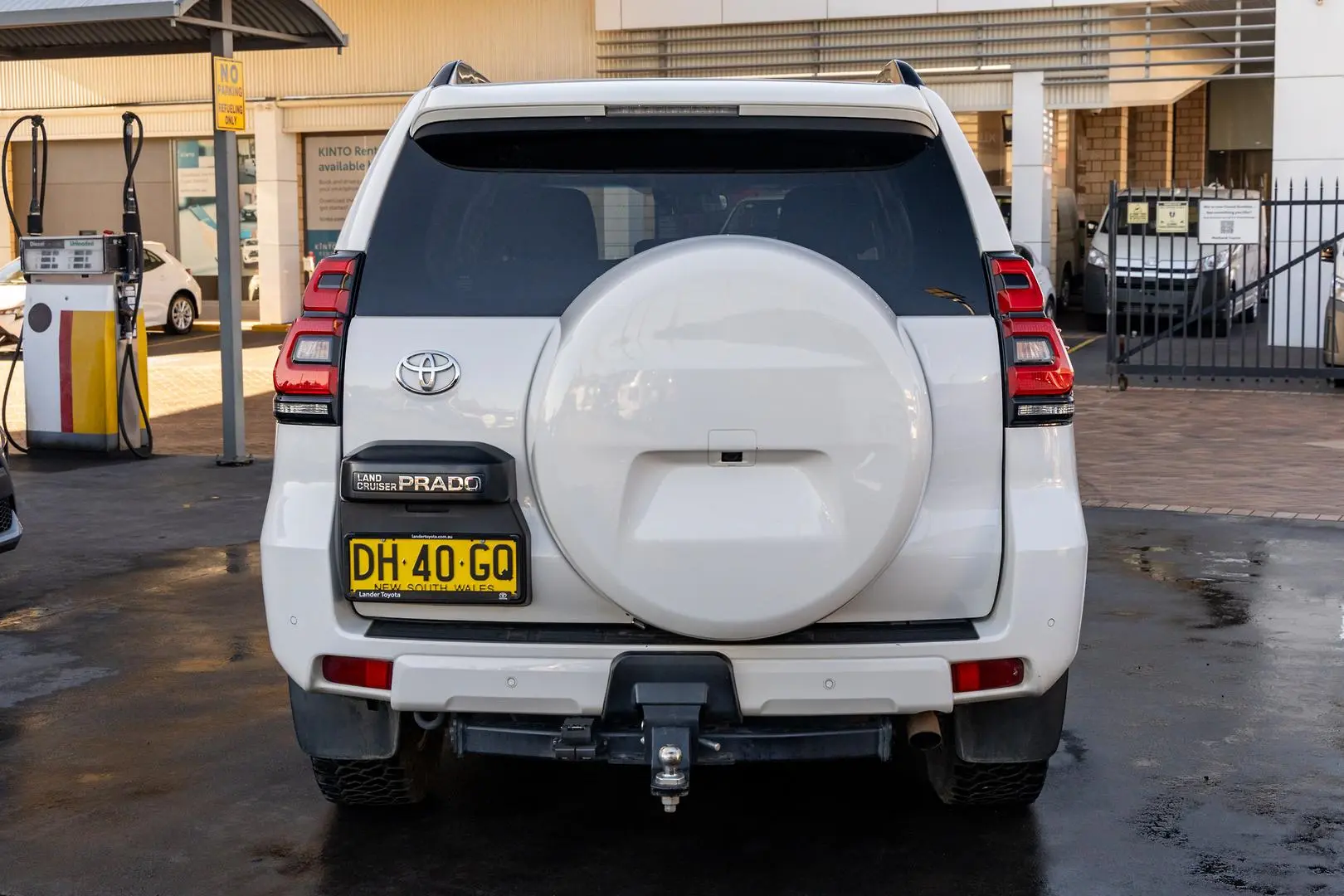 2023 Toyota Landcruiser Prado Gallery Image 5