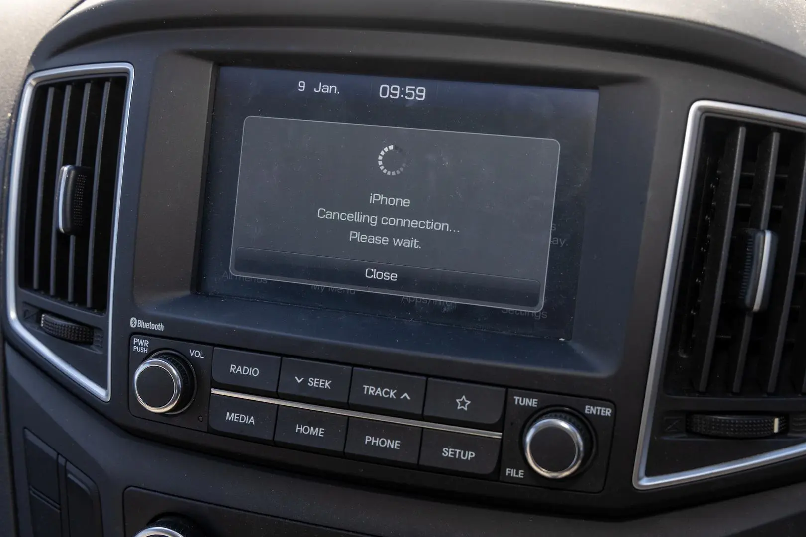 2020 Hyundai iLoad Gallery Image 15