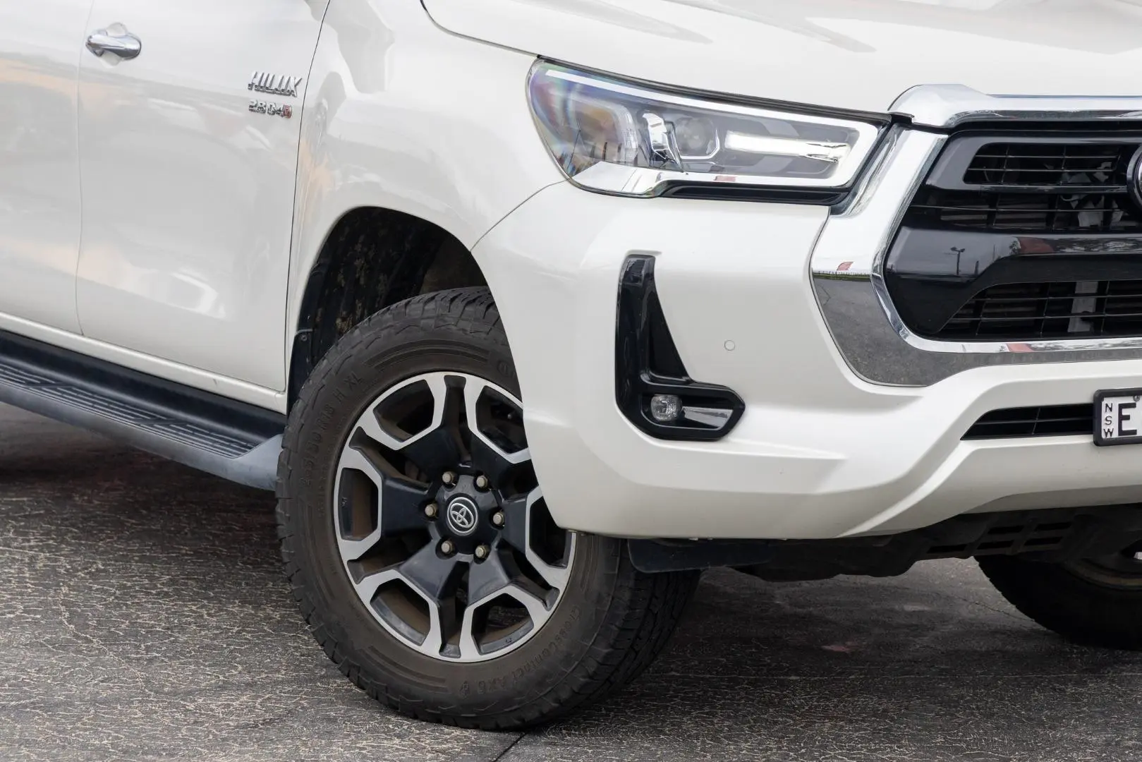 2021 Toyota Hilux Gallery Image 6