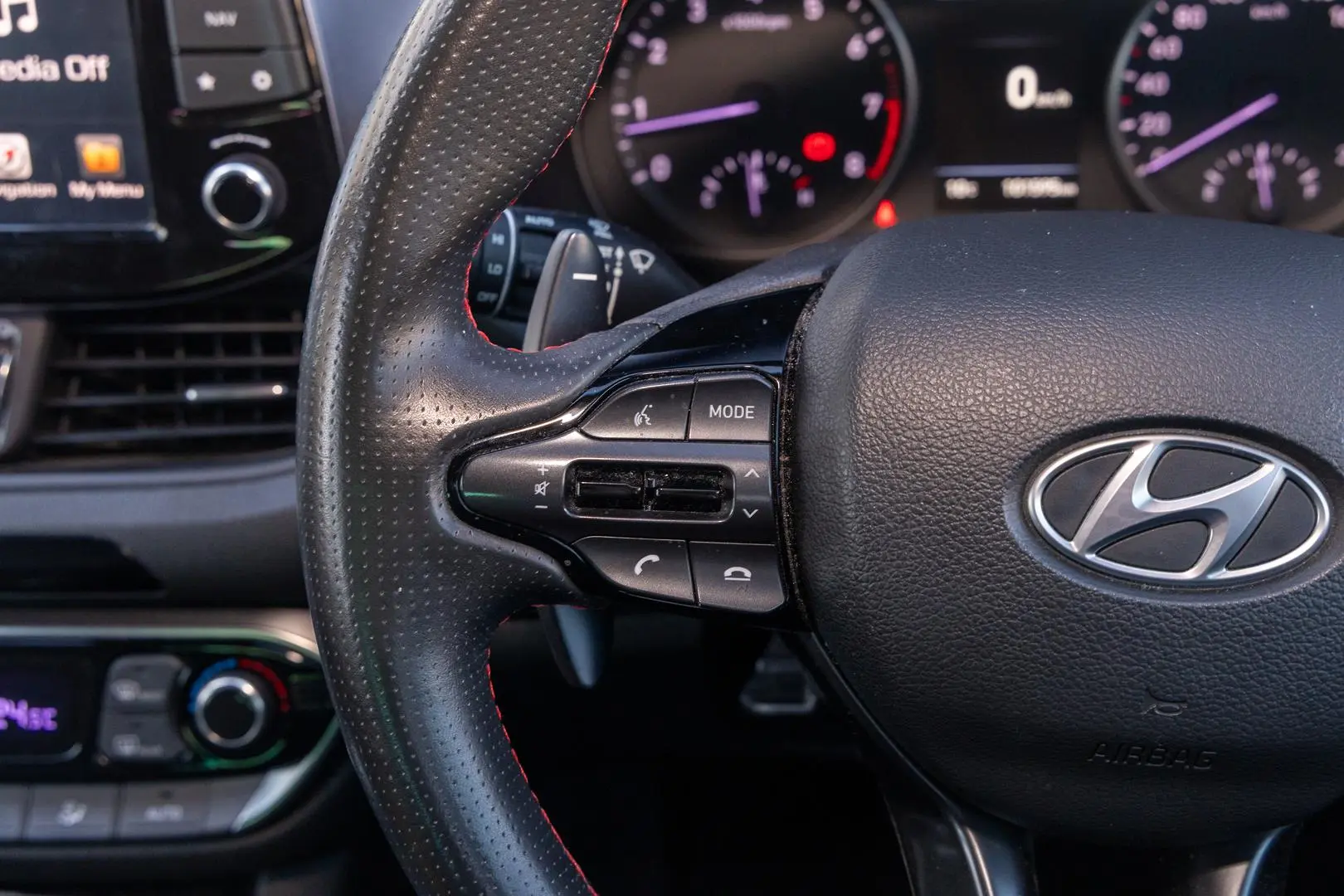 2018 Hyundai i30 Gallery Image 11