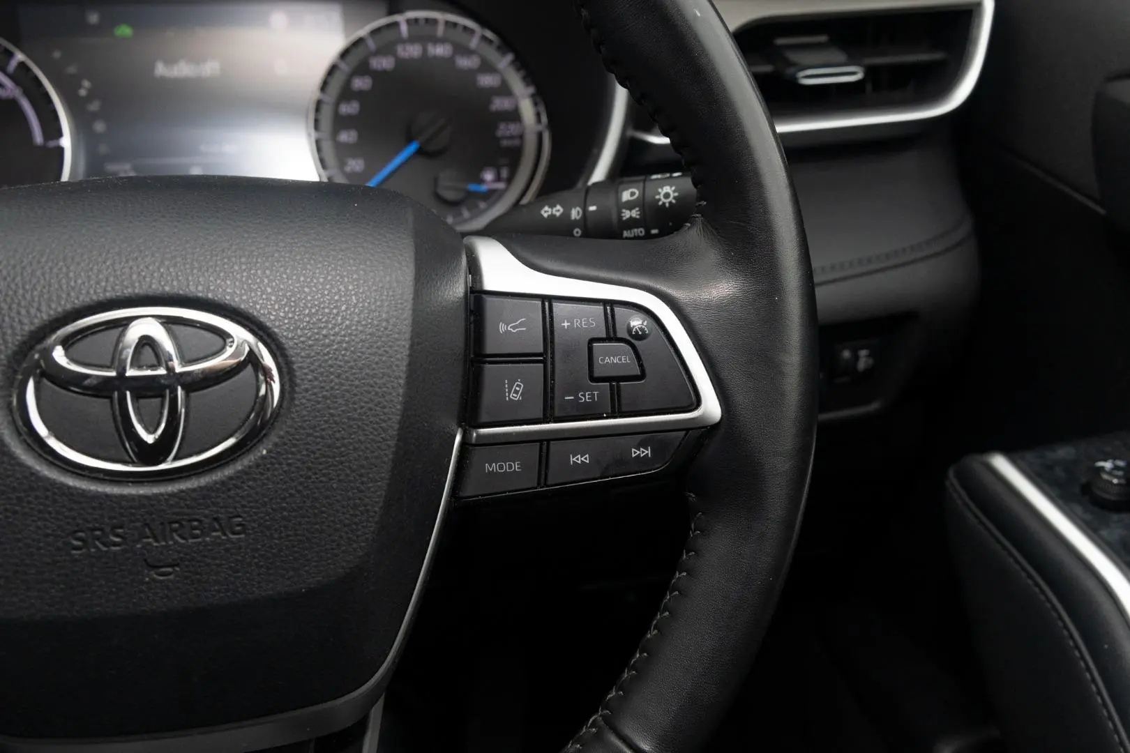2023 Toyota Kluger Gallery Image 12