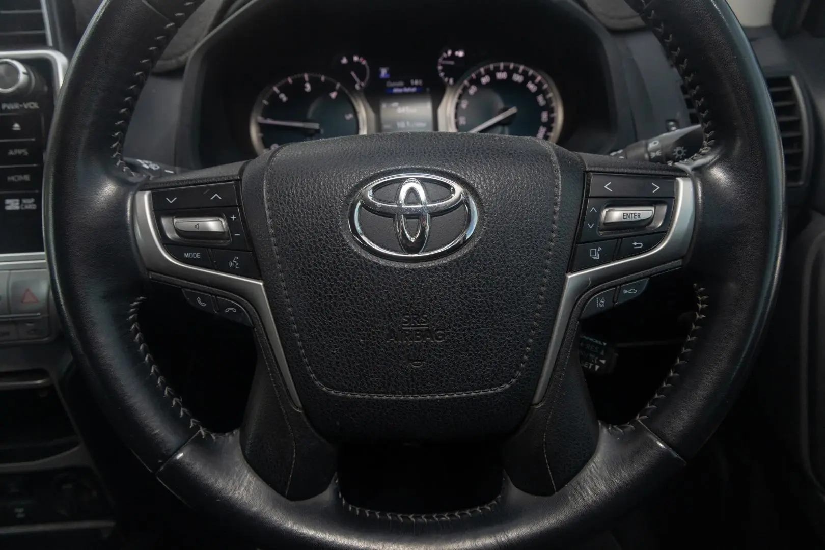 2019 Toyota Landcruiser Prado Gallery Image 10