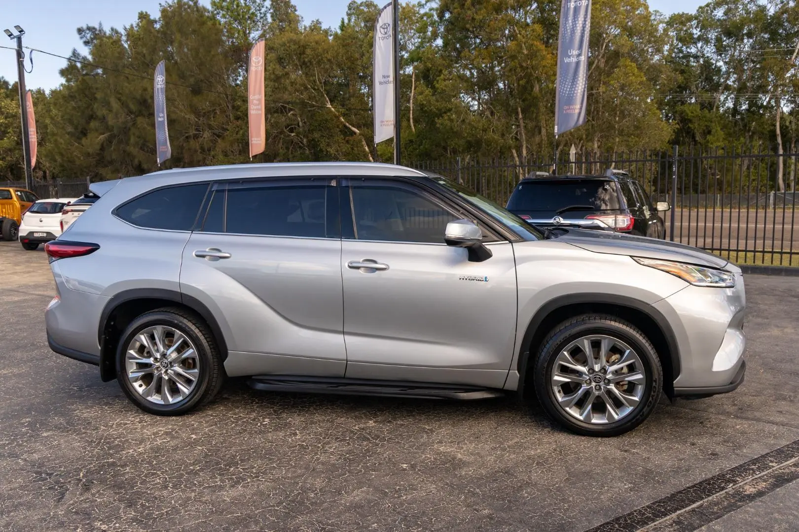2022 Toyota Kluger Gallery Image 3