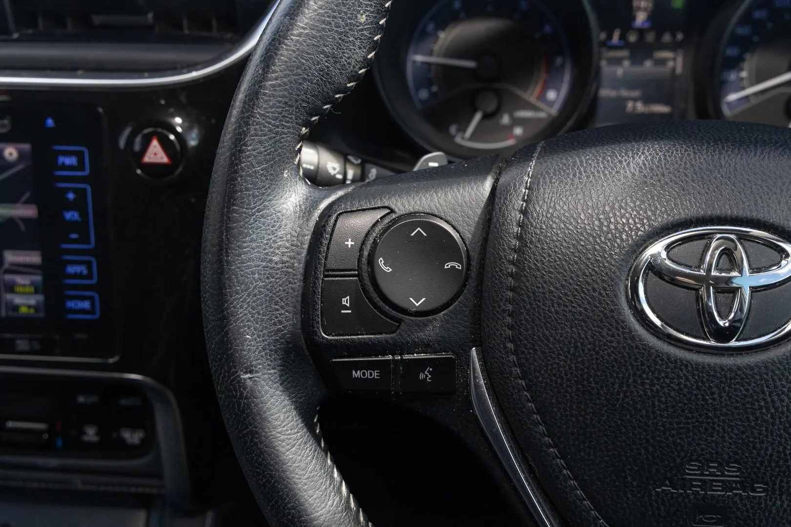 2017 Toyota Corolla Gallery Image 11