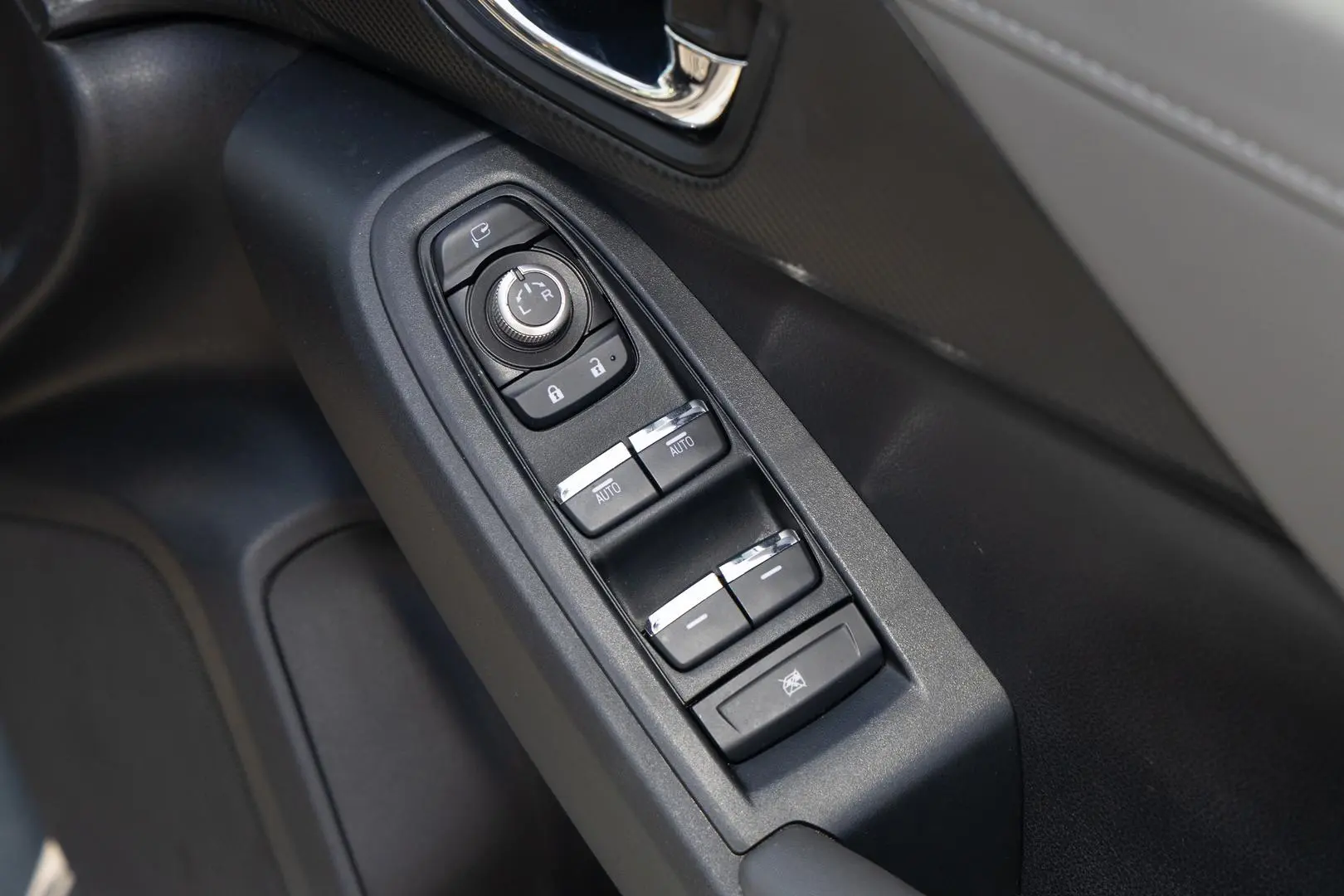 2024 Subaru Crosstrek Gallery Image 18