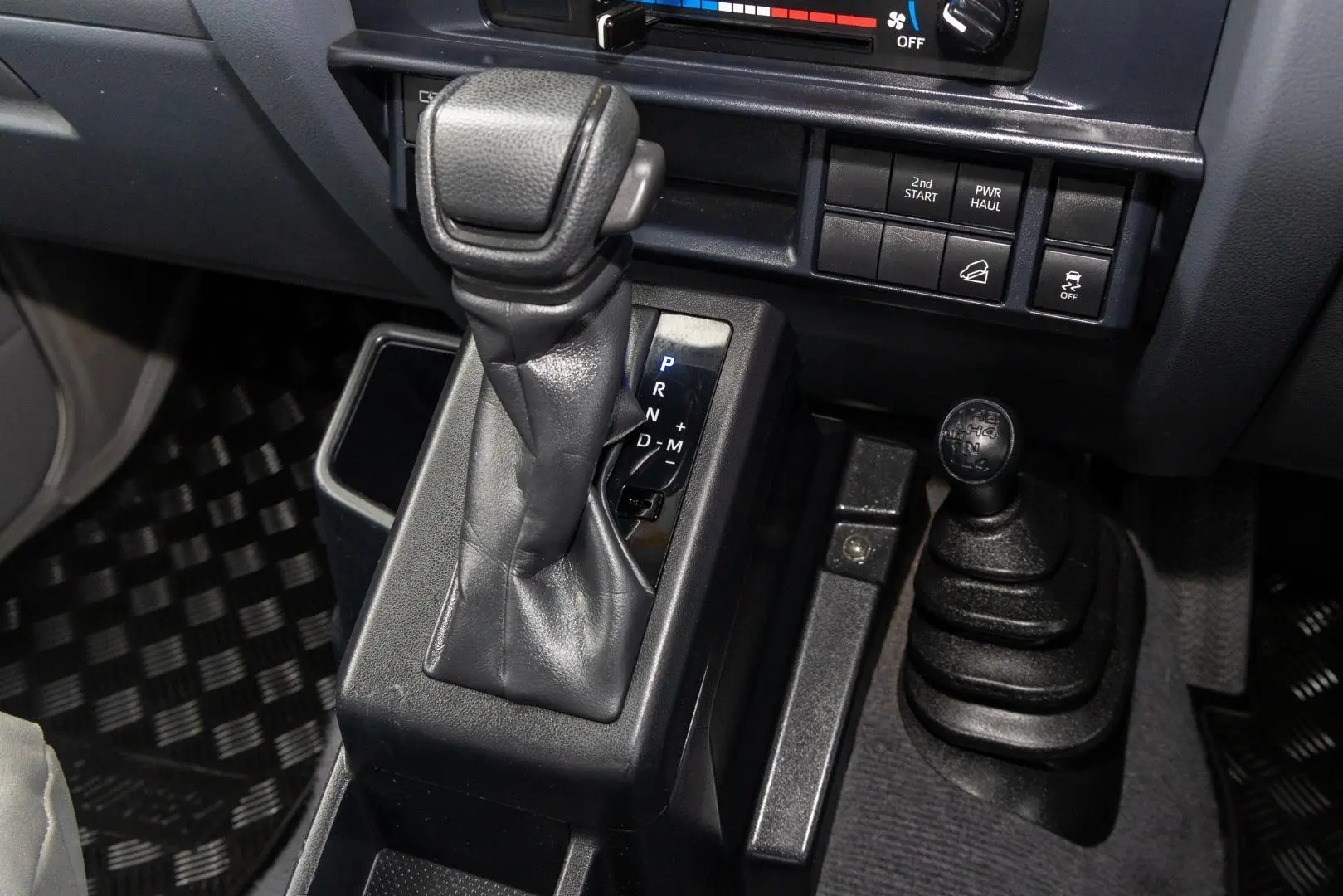 2024 Toyota Landcruiser Gallery Image 17