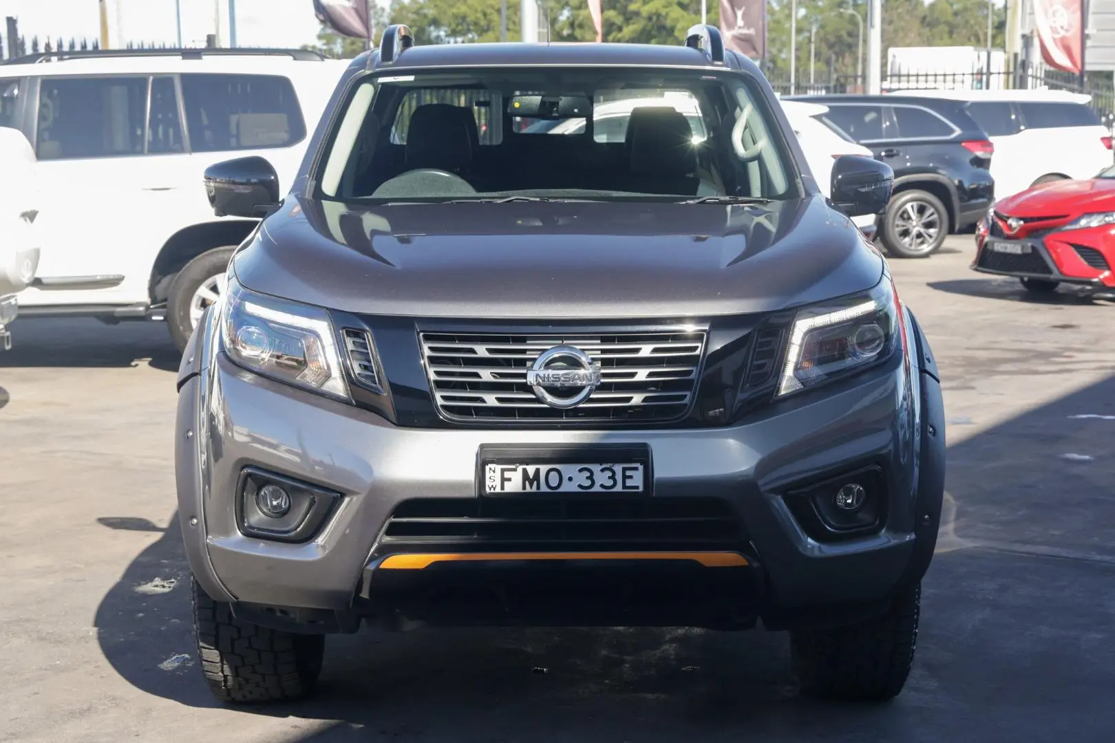 2020 Nissan Navara Gallery Image 4