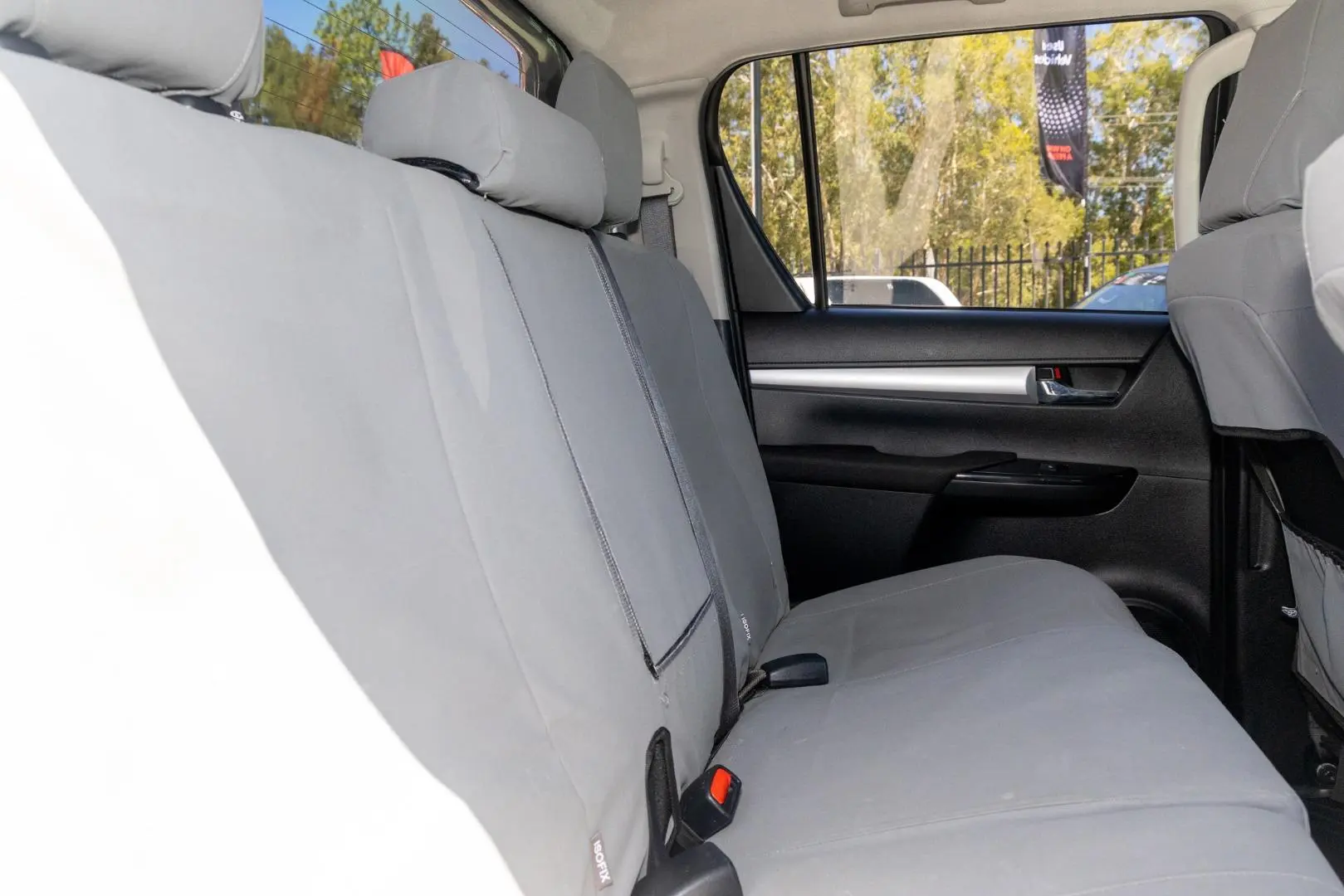 2021 Toyota Hilux Gallery Image 9