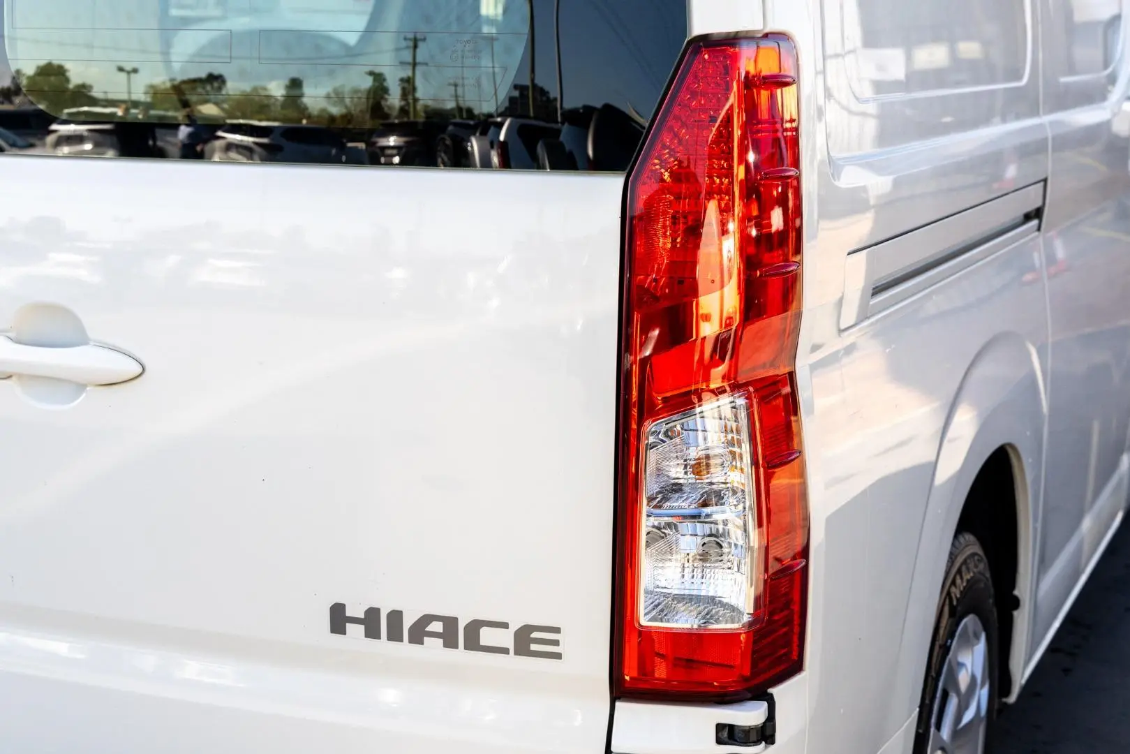 2023 Toyota Hiace Gallery Image 20