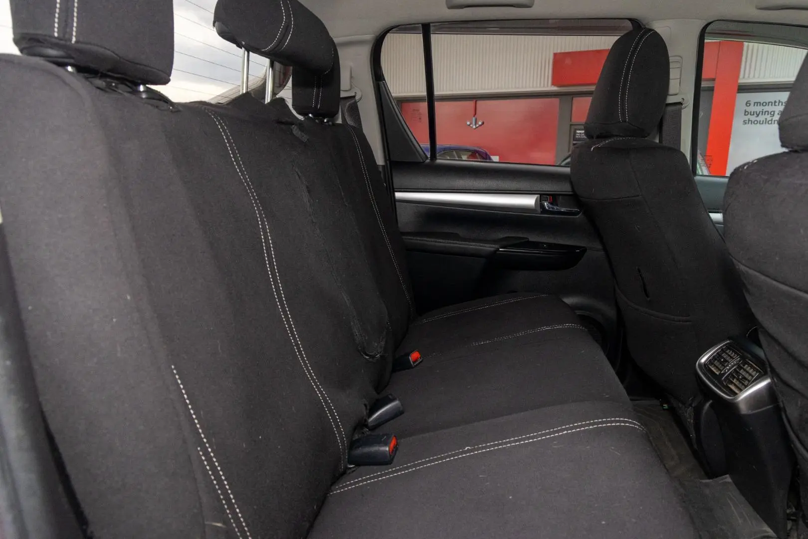 2018 Toyota Hilux Gallery Image 9