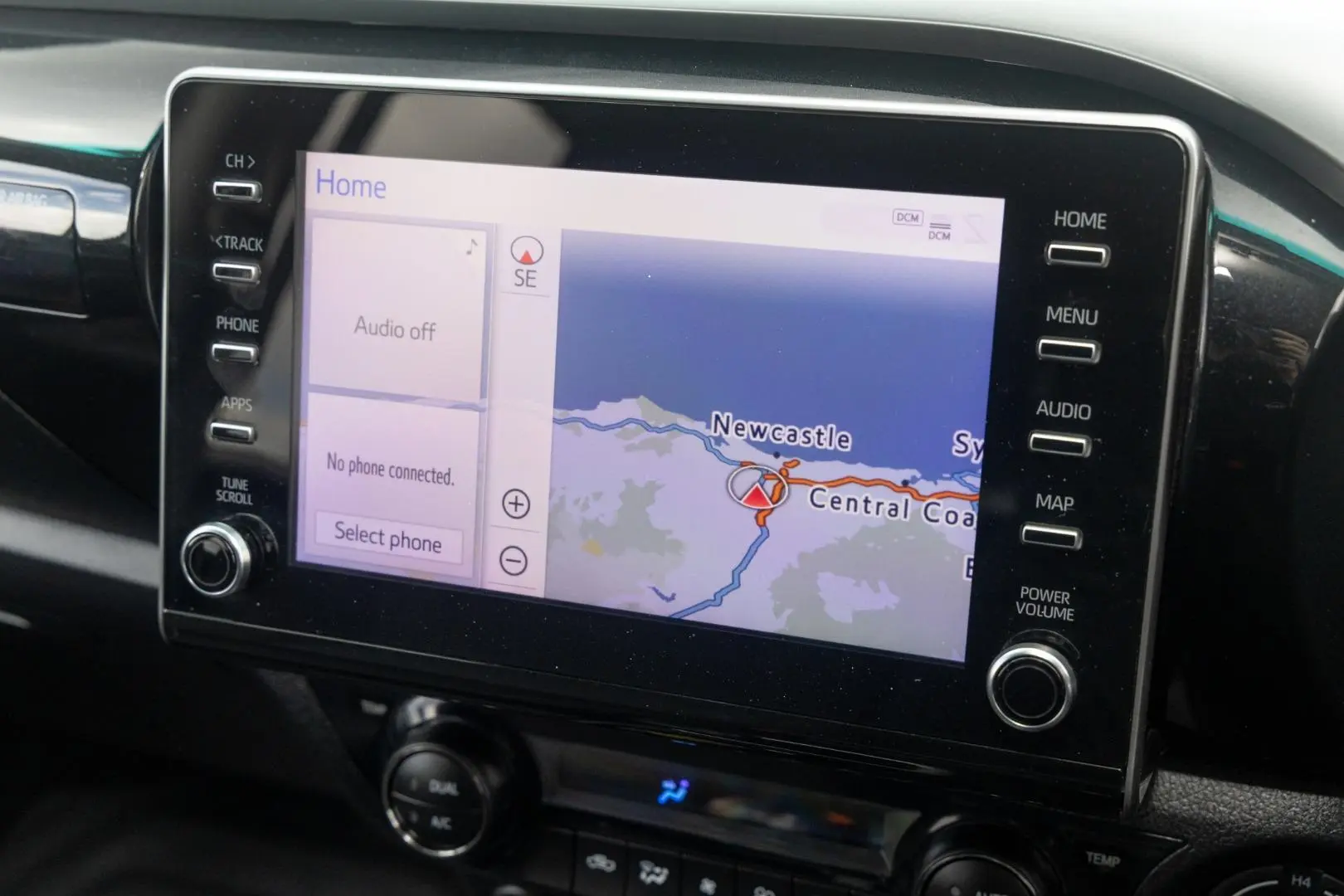 2022 Toyota Hilux Gallery Image 14