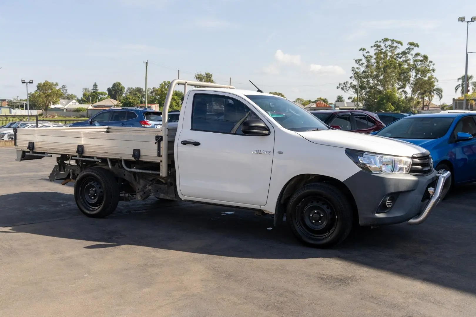 2019 Toyota Hilux Gallery Image 3