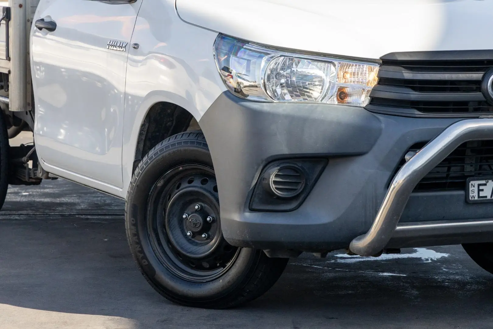 2019 Toyota Hilux Gallery Image 6