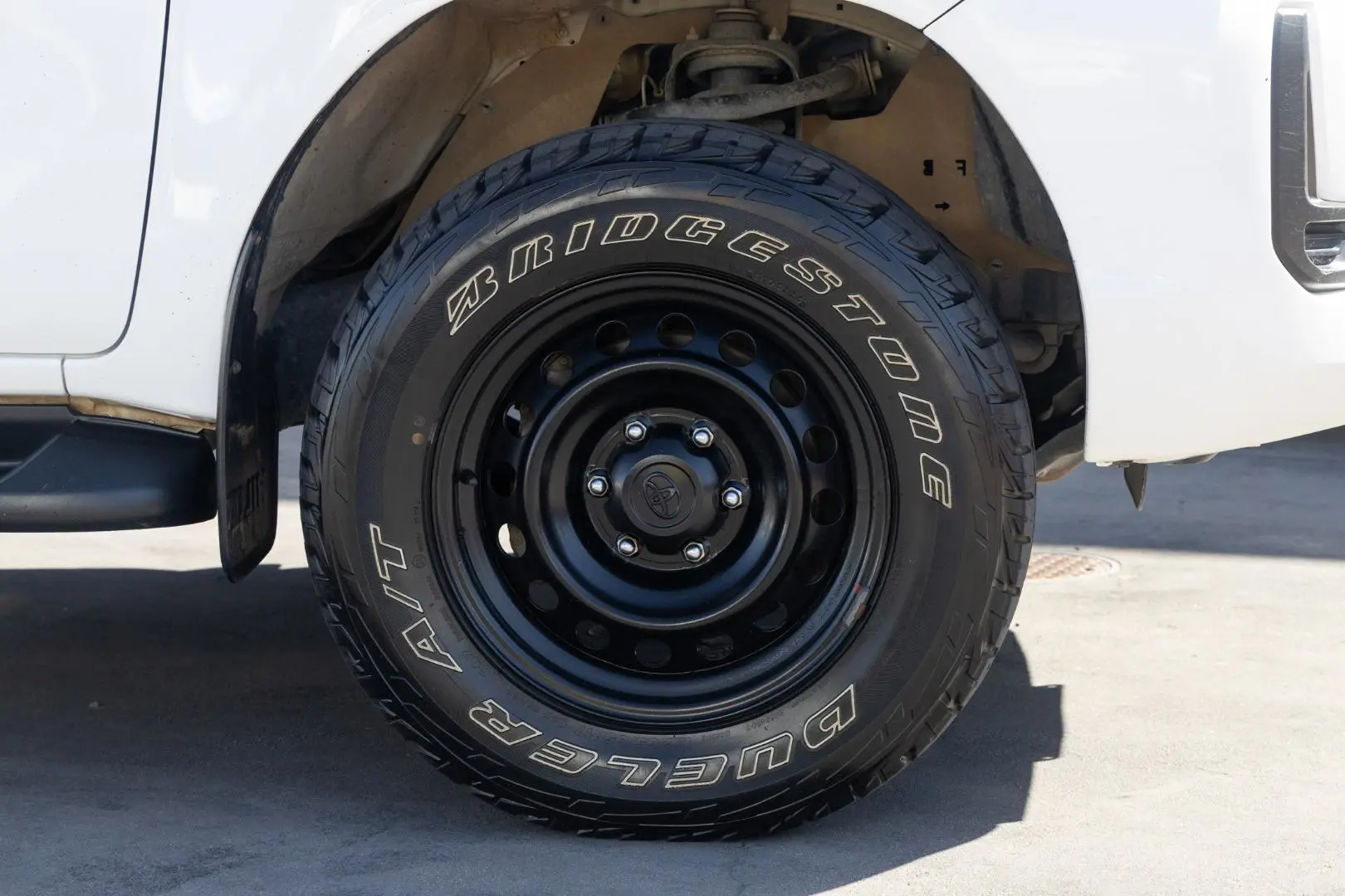 2022 Toyota Hilux Gallery Image 22