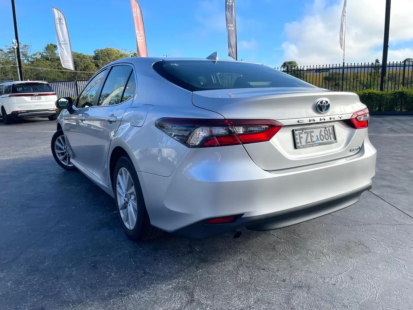 2022 Toyota Camry Gallery Image 2