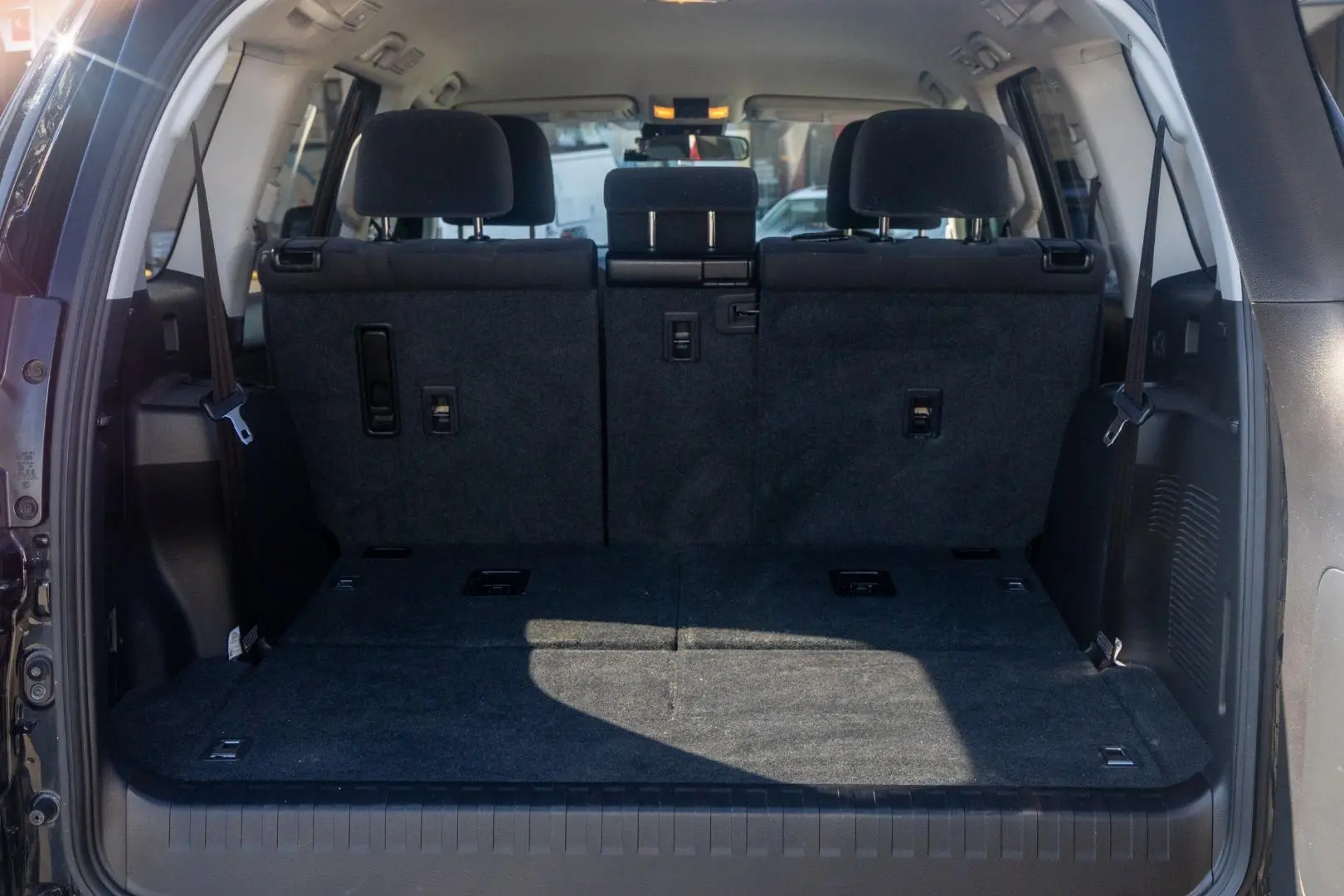 2020 Toyota Landcruiser Prado Gallery Image 18