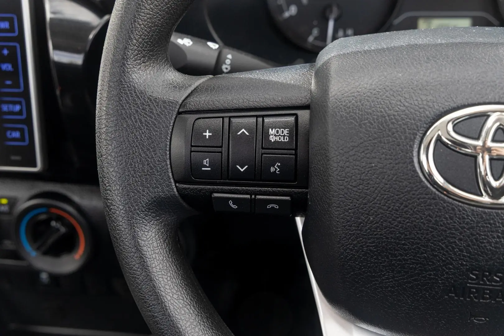 2019 Toyota Hilux Gallery Image 10