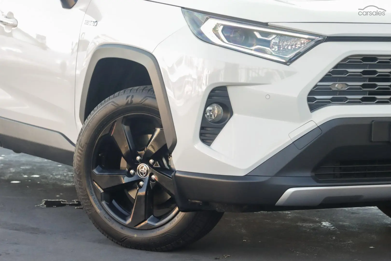 2019 Toyota RAV4 Image 6