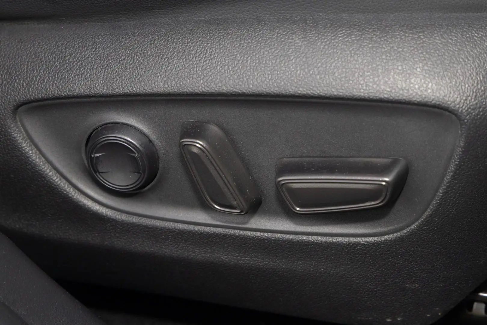 2022 Toyota Kluger Gallery Image 18