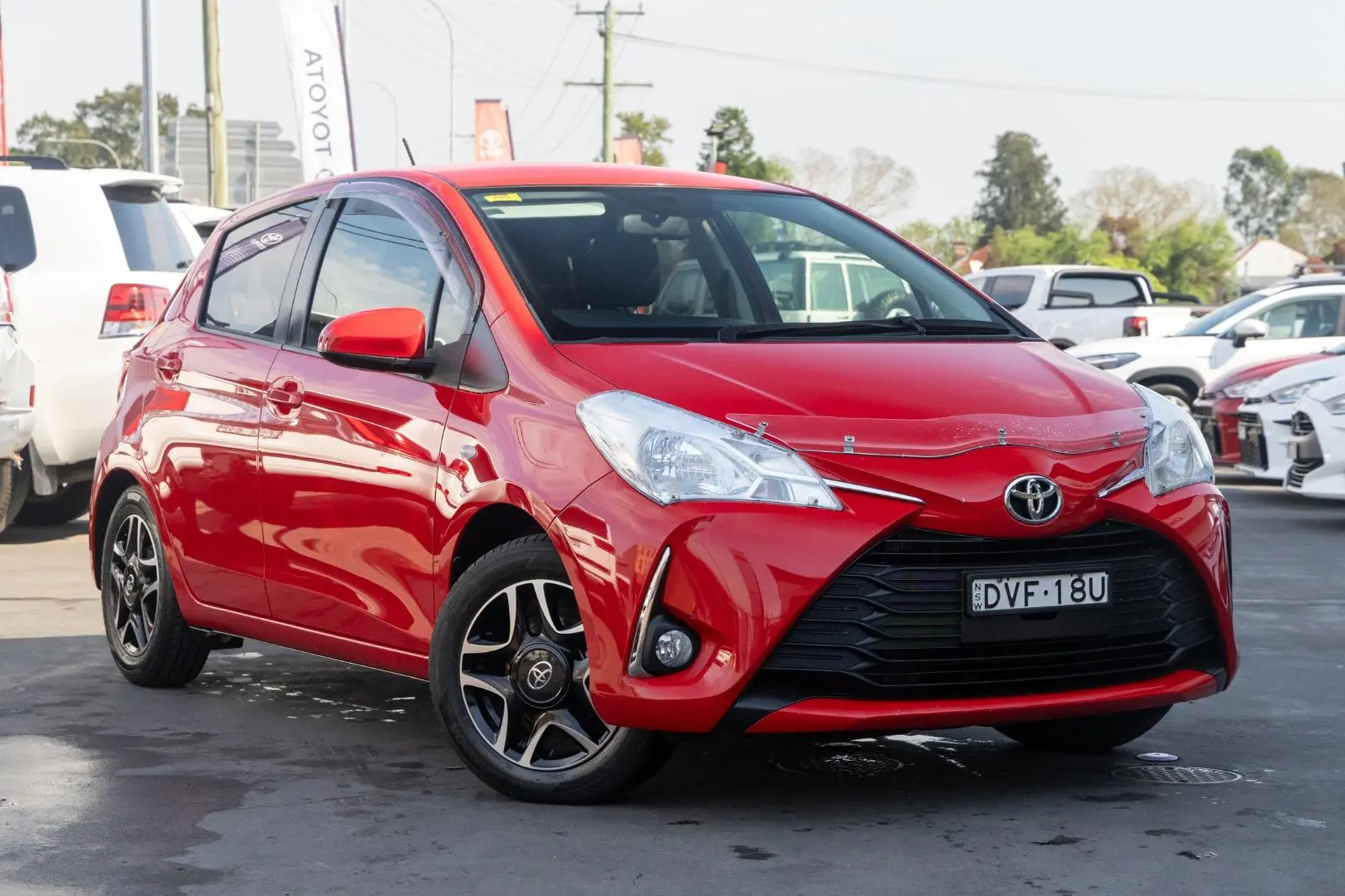 2018 Toyota Yaris Gallery Image 1