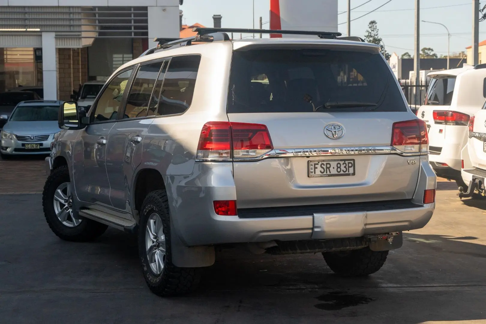 2017 Toyota Landcruiser Gallery Image 2
