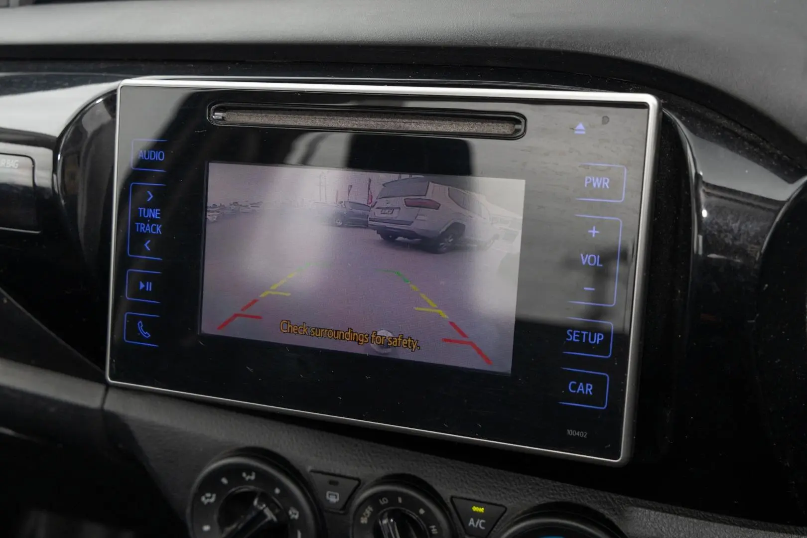 2020 Toyota Hilux Gallery Image 15