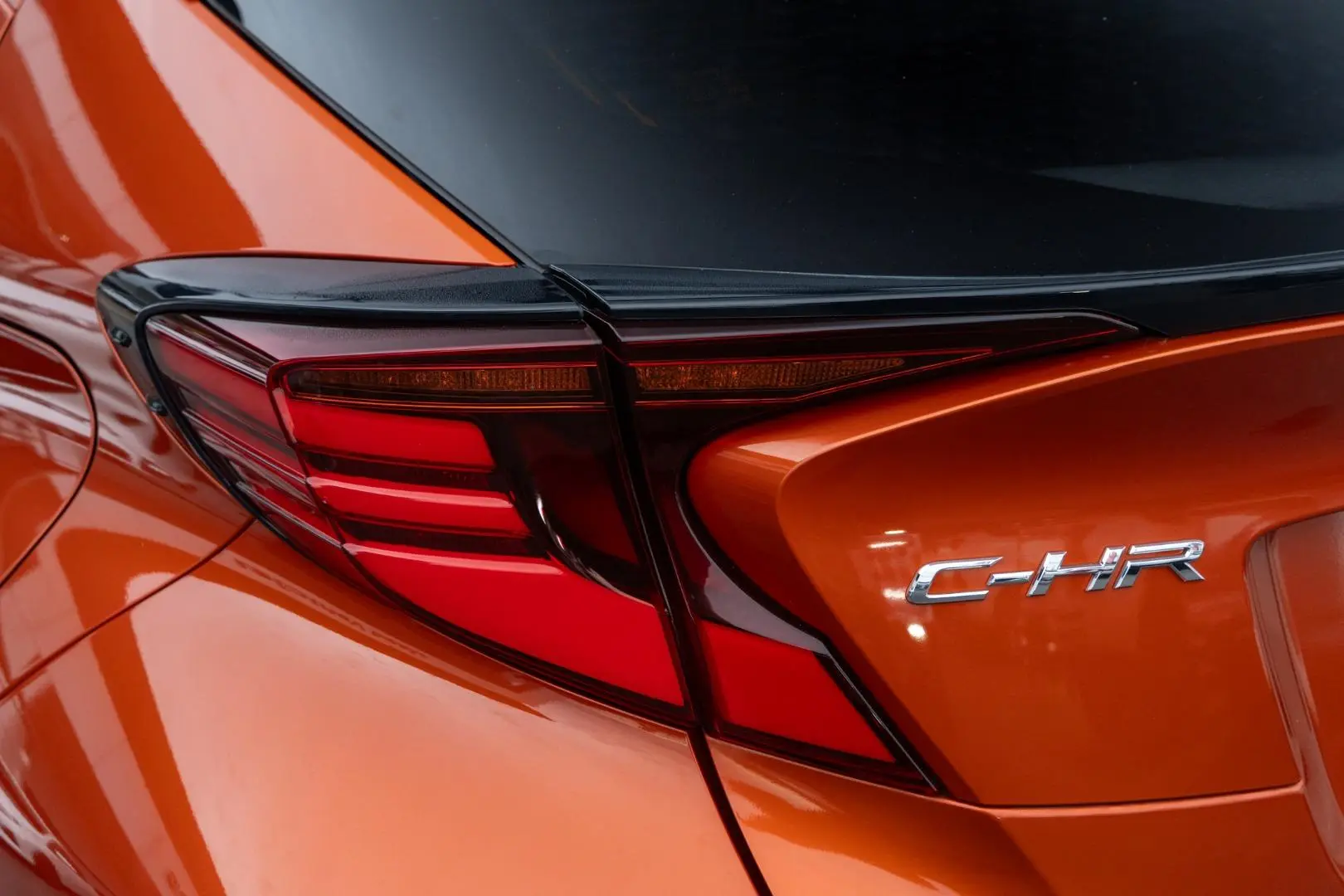 2020 Toyota C-HR Gallery Image 20