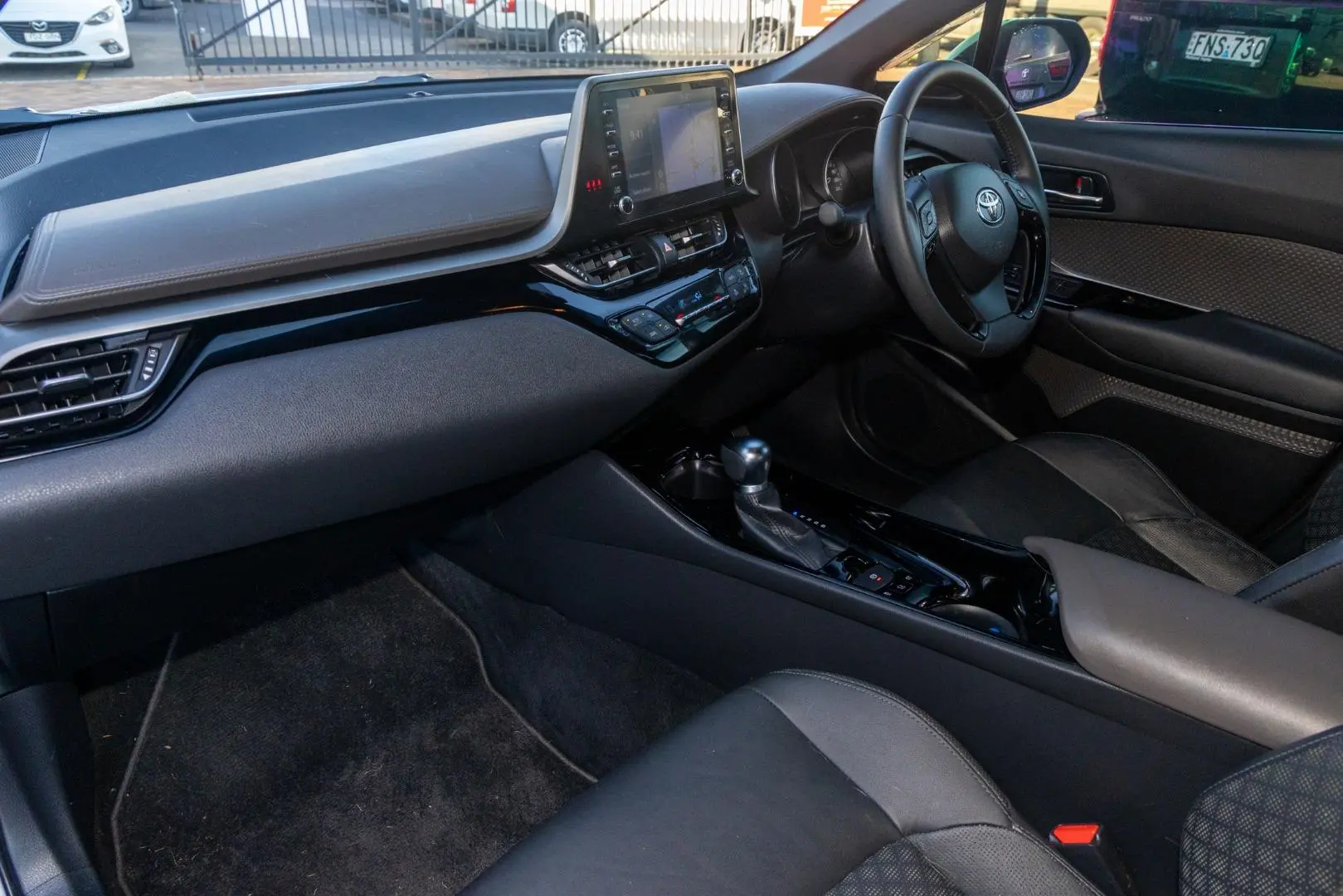 2020 Toyota C-HR Gallery Image 8