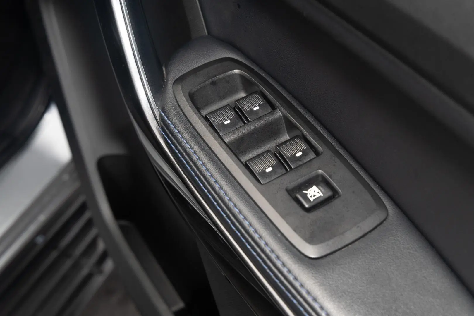 2022 Ford Everest Gallery Image 18