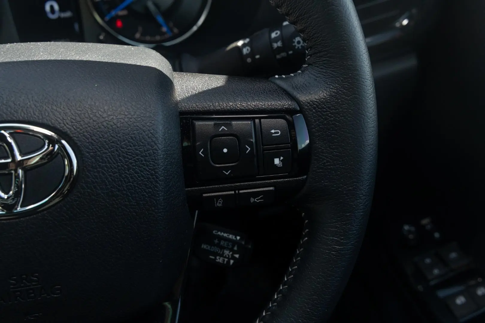 2024 Toyota Hilux Gallery Image 12