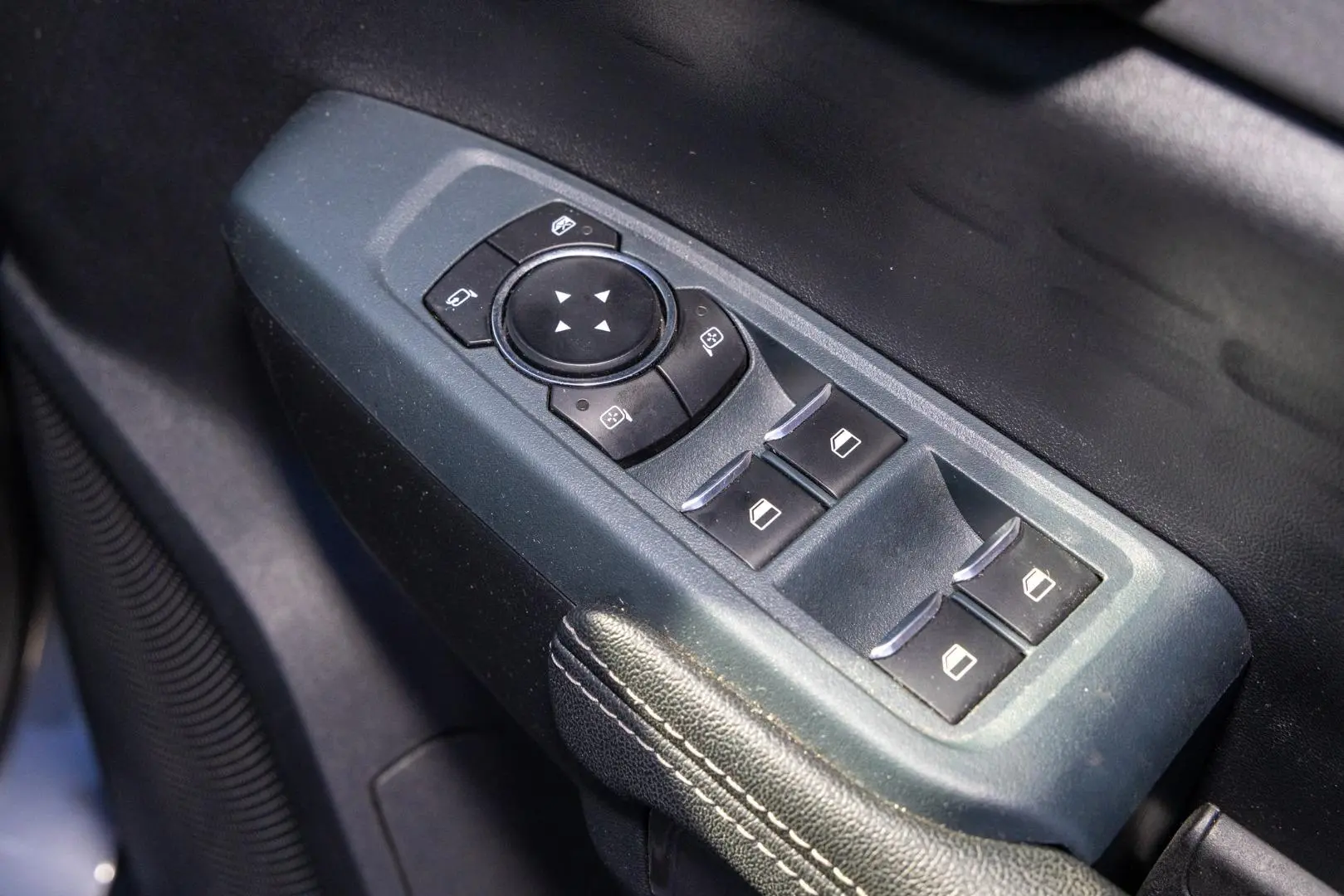 2024 Ford Ranger Gallery Image 18