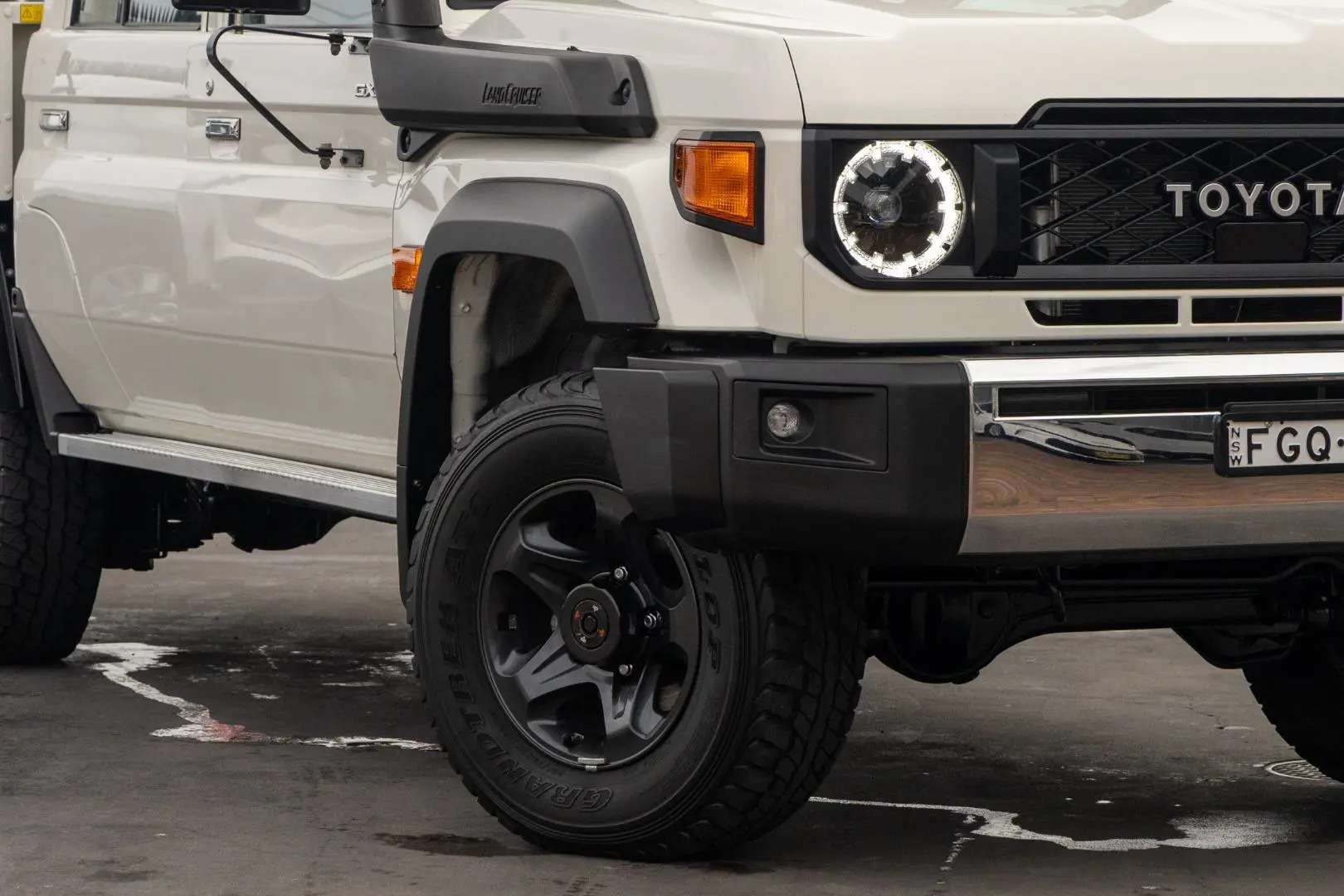 2024 Toyota Landcruiser Gallery Image 6