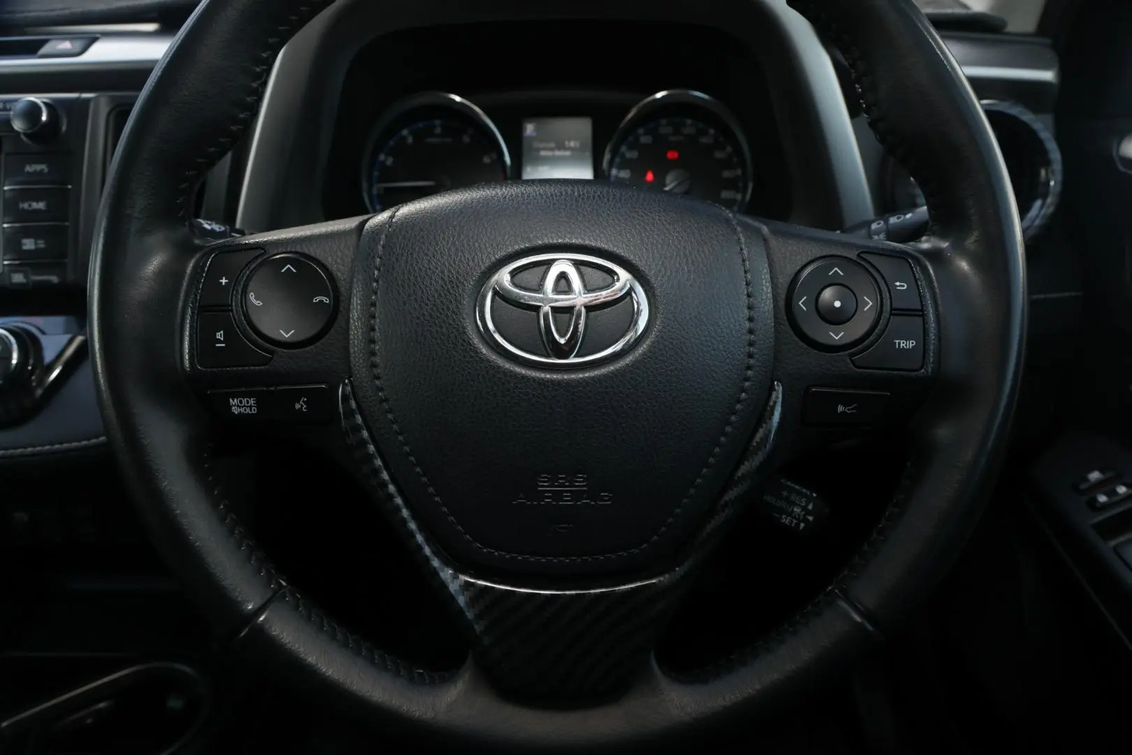 2018 Toyota RAV4 Image 10