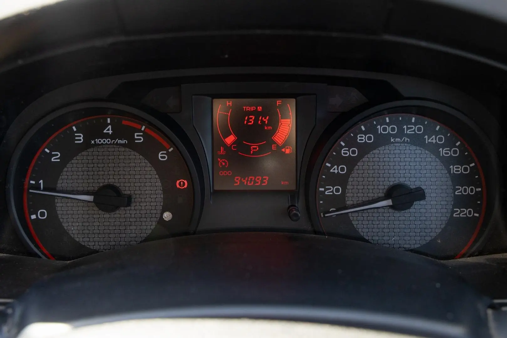 2019 Isuzu D-MAX Gallery Image 13