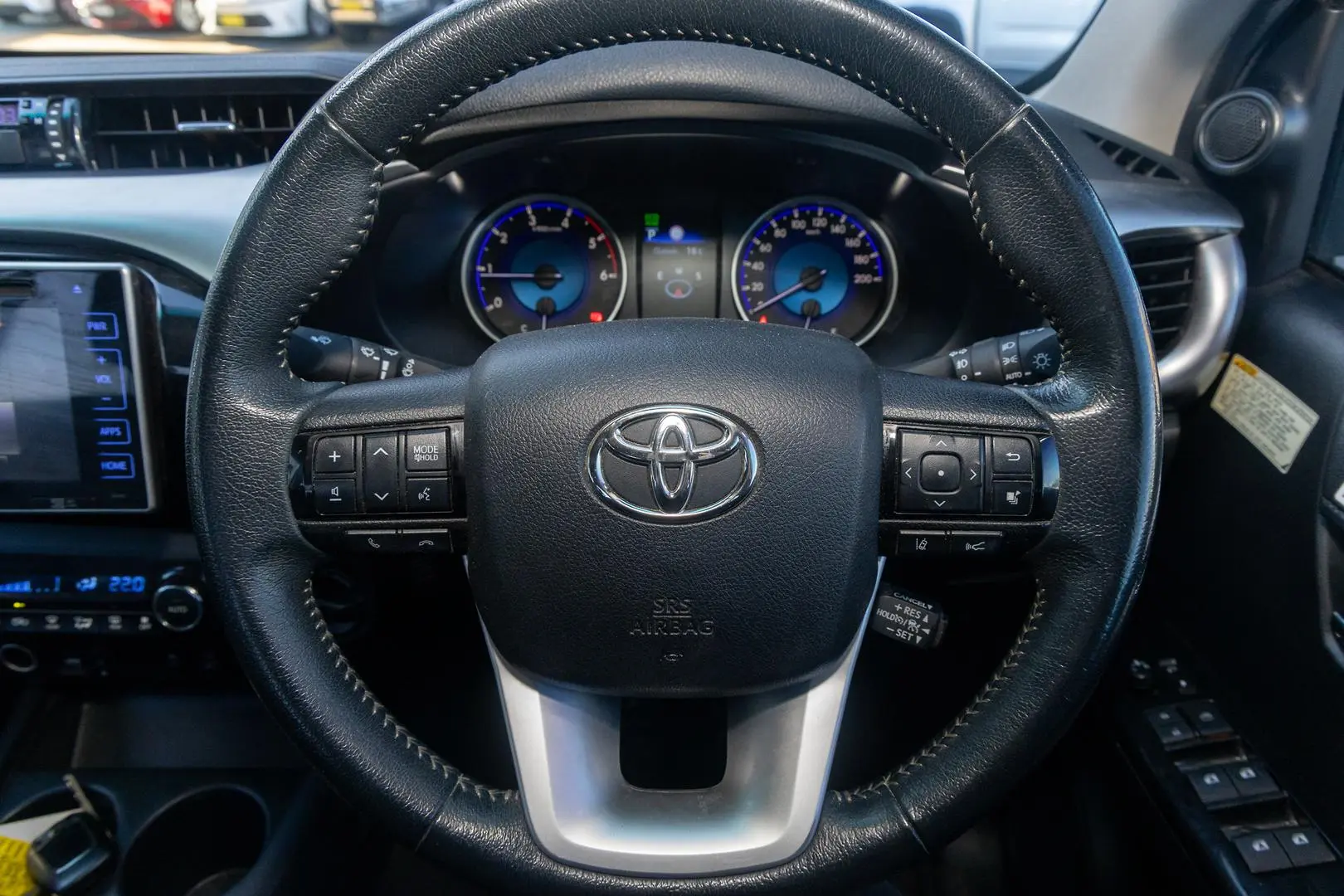 2019 Toyota Hilux Gallery Image 10